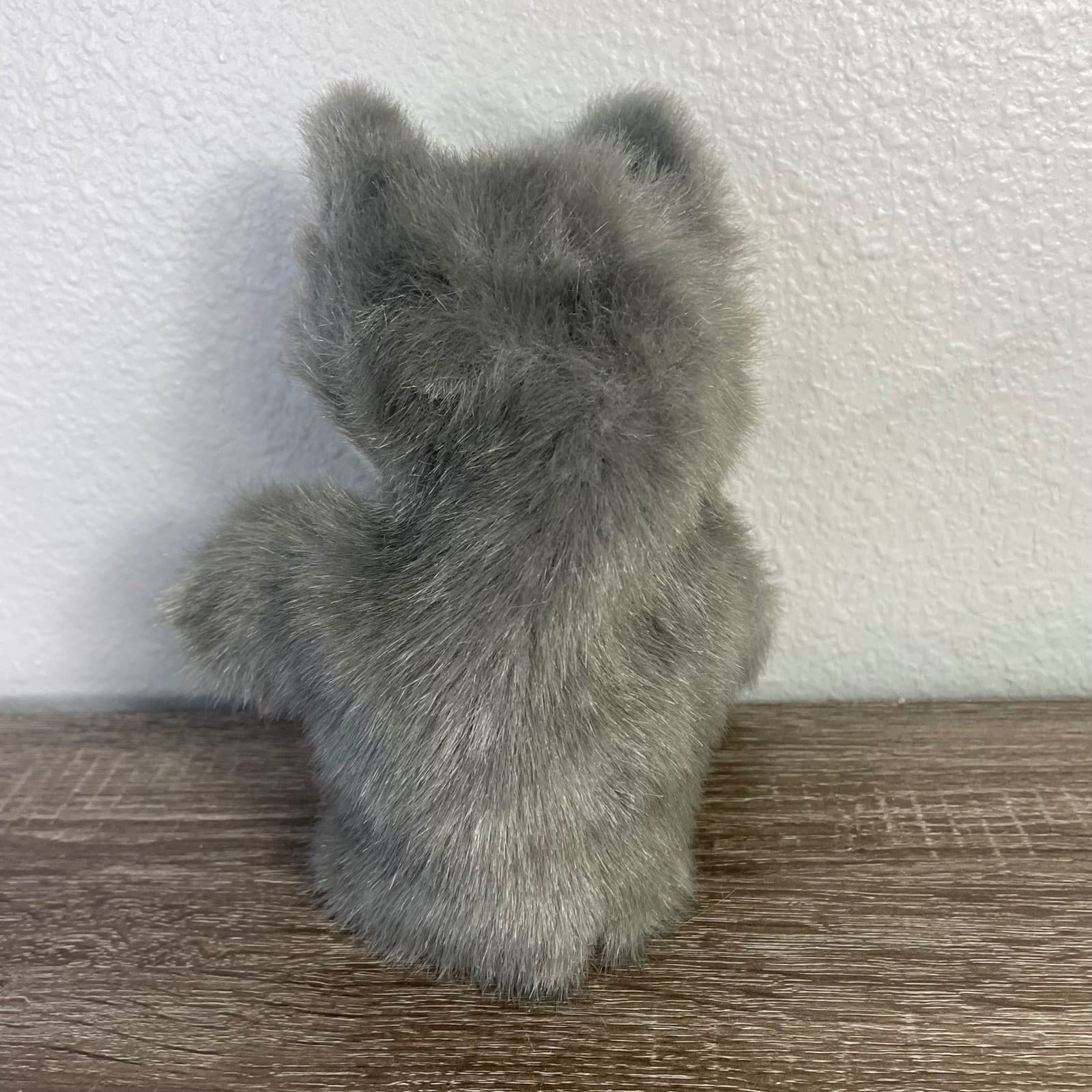 Folkmanis Wolf Pup Hand Puppet Gray Plush Animal Toy Kids Educational - Thumbnail 5