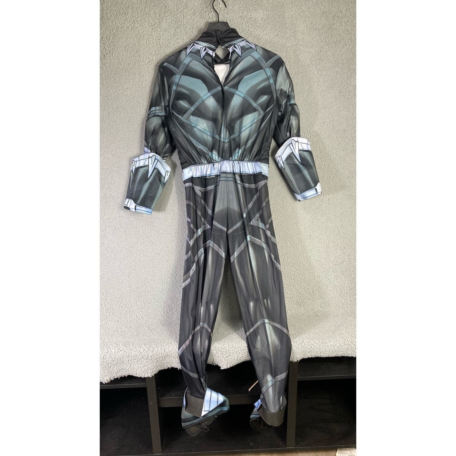 Black Panther Costume Kids Large 12-14 Rubies Marvel Muscle Chest Halloween - Thumbnail 6