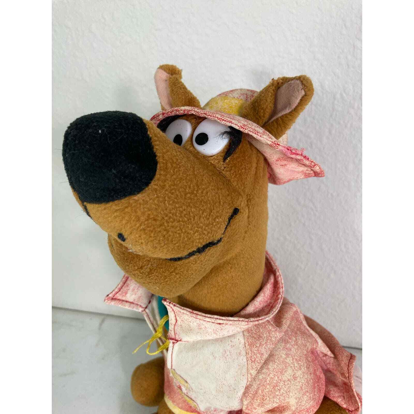 Vintage 1998 Scooby Doo Plush Red Raincoat Hat 13 Cartoon Network Toy - Thumbnail 4