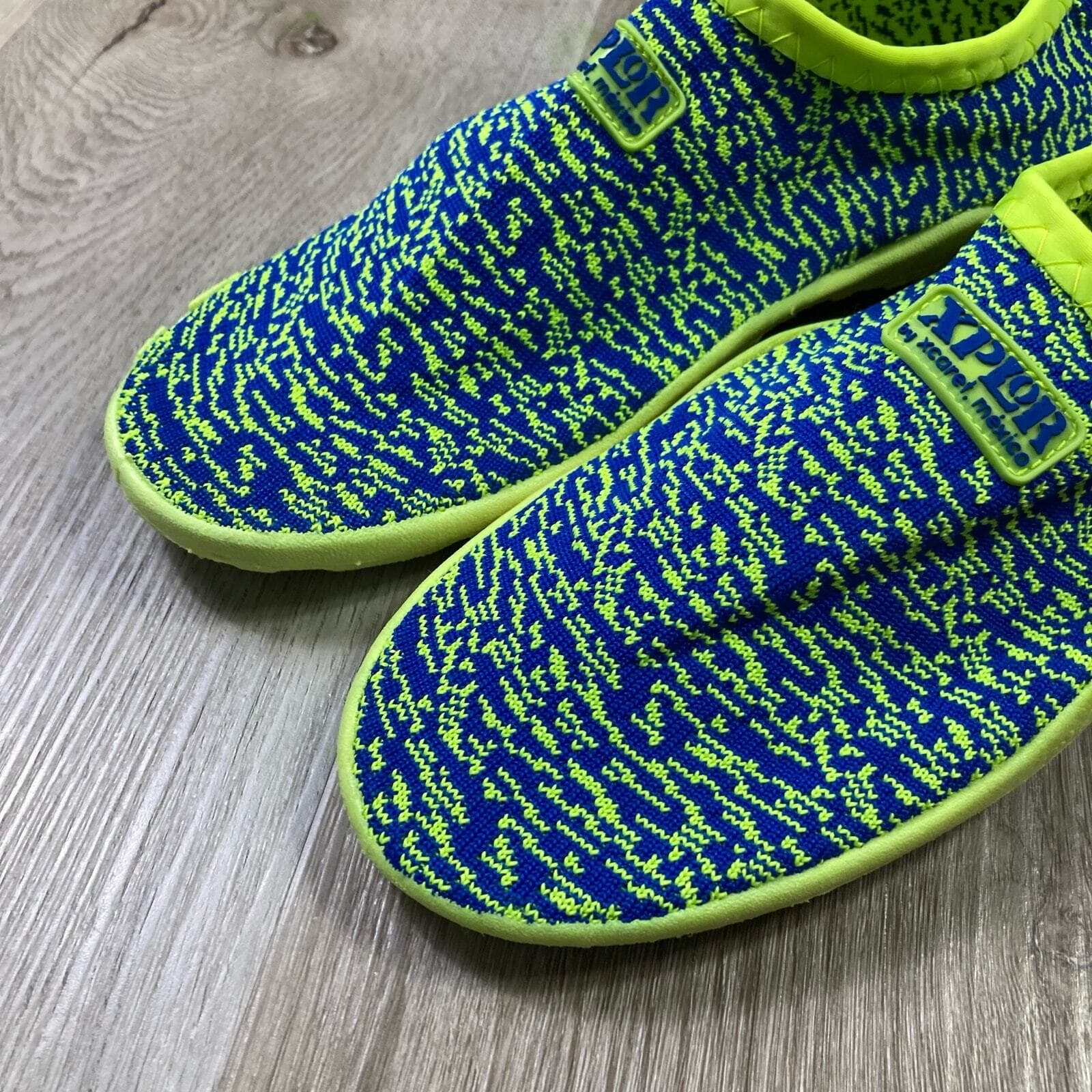 Xcaret Water Shoes Unisex Neon Green Blue Slip On Quick Dry Beach Pool - Thumbnail 6