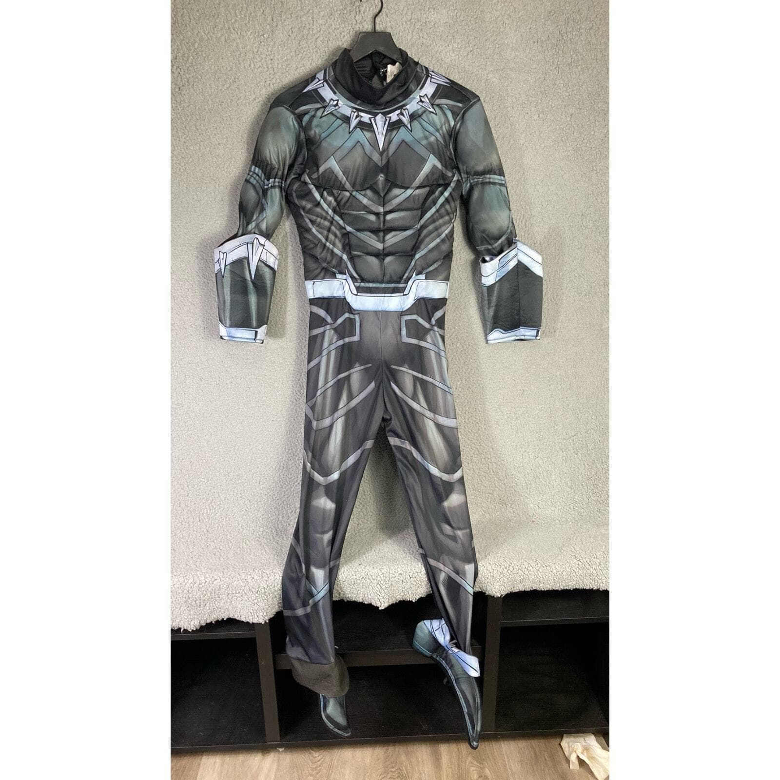 Black Panther Costume Kids Large 12-14 Rubies Marvel Muscle Chest Halloween - Thumbnail 5