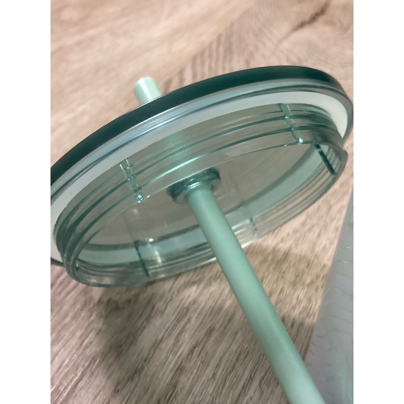 Starbucks Mermaid Tail Cup Venti Tumbler Mint Green Iridescent 24oz - Thumbnail 10