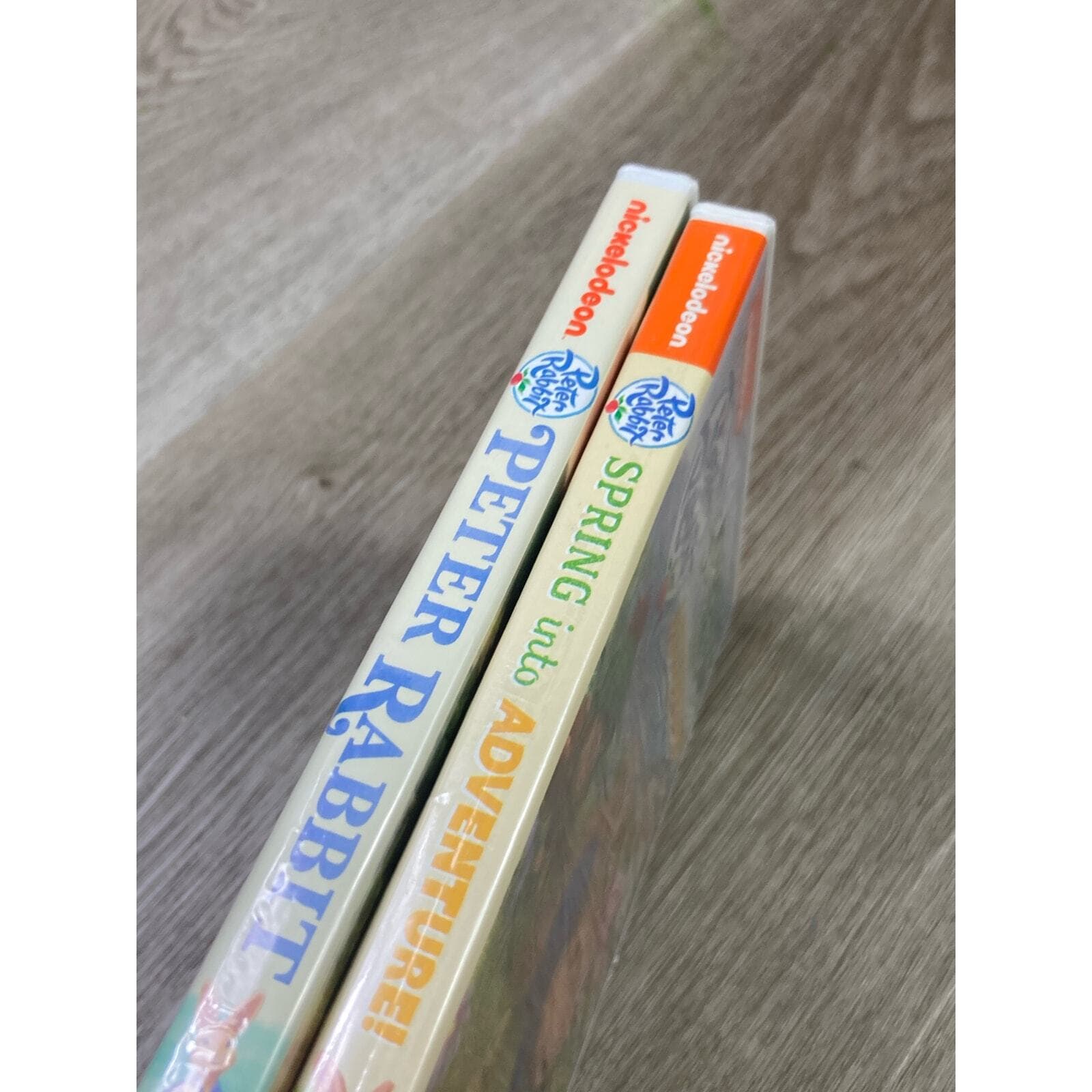Peter Rabbit DVD 2 DVDs Collection Nickelodeon Animation Adventure Series 2010 - Thumbnail 4