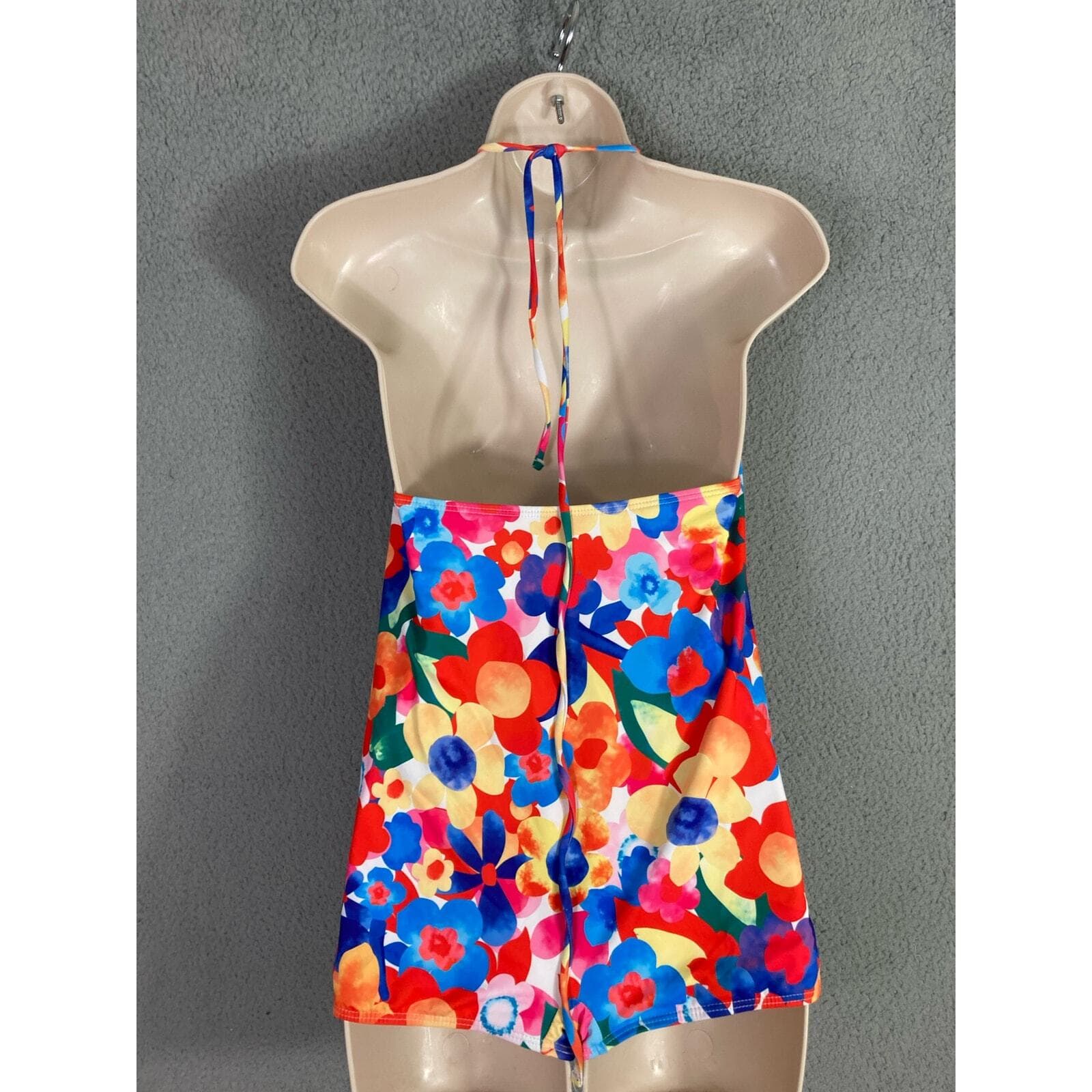 Womens Large Floral One Piece Swimsuit Cutout Halter Monokini Bathing Suit - Thumbnail 12