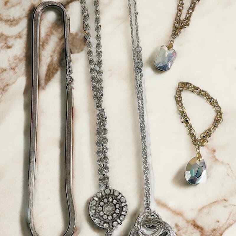 Costume Jewelry Lot Assorted Necklaces and Bracelets Trendy Fashion Bundle - Thumbnail 2
