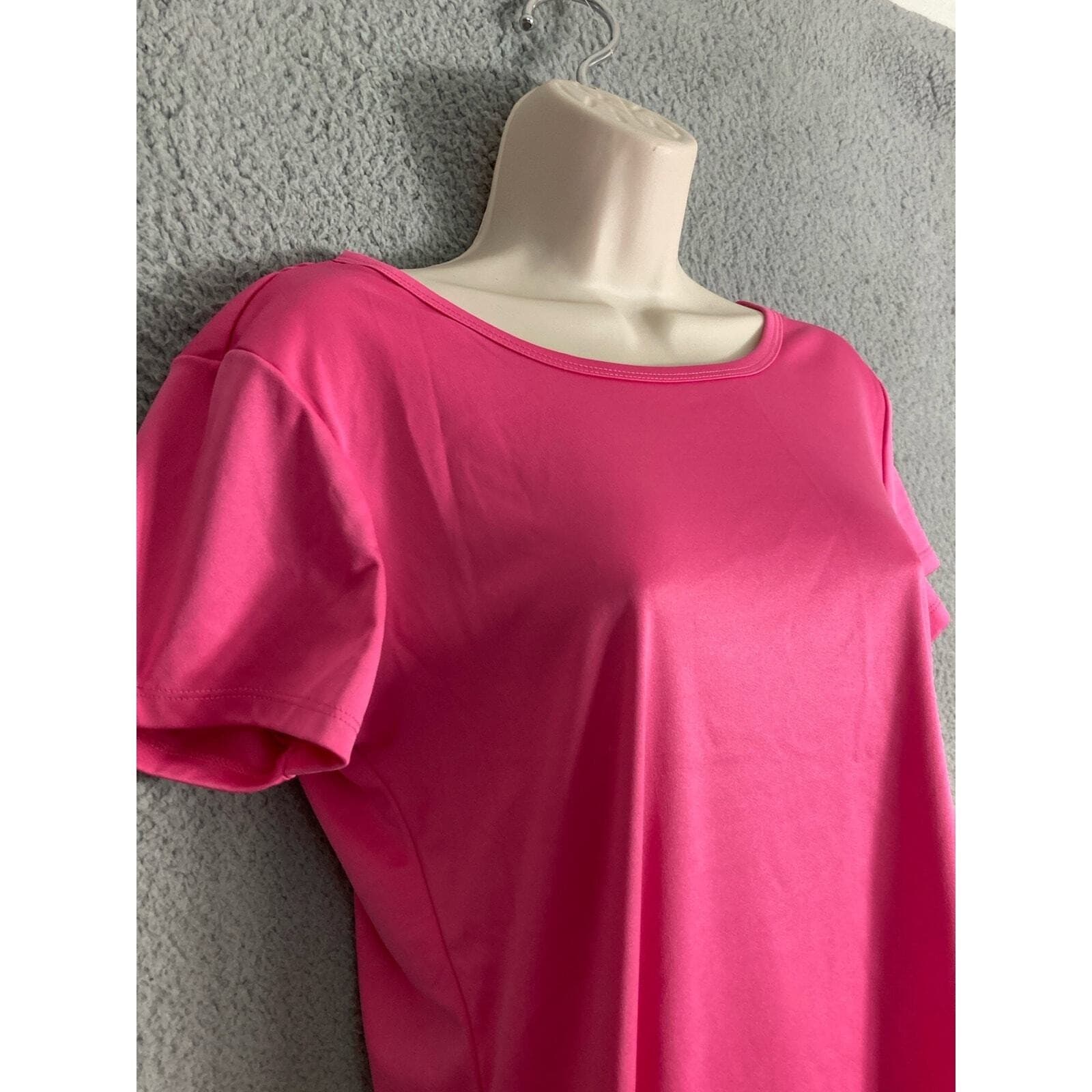 Daisy Fuentes Fit Womens M Pink Athletic Top Criss Cross Back Yoga Workout Shirt - Thumbnail 8