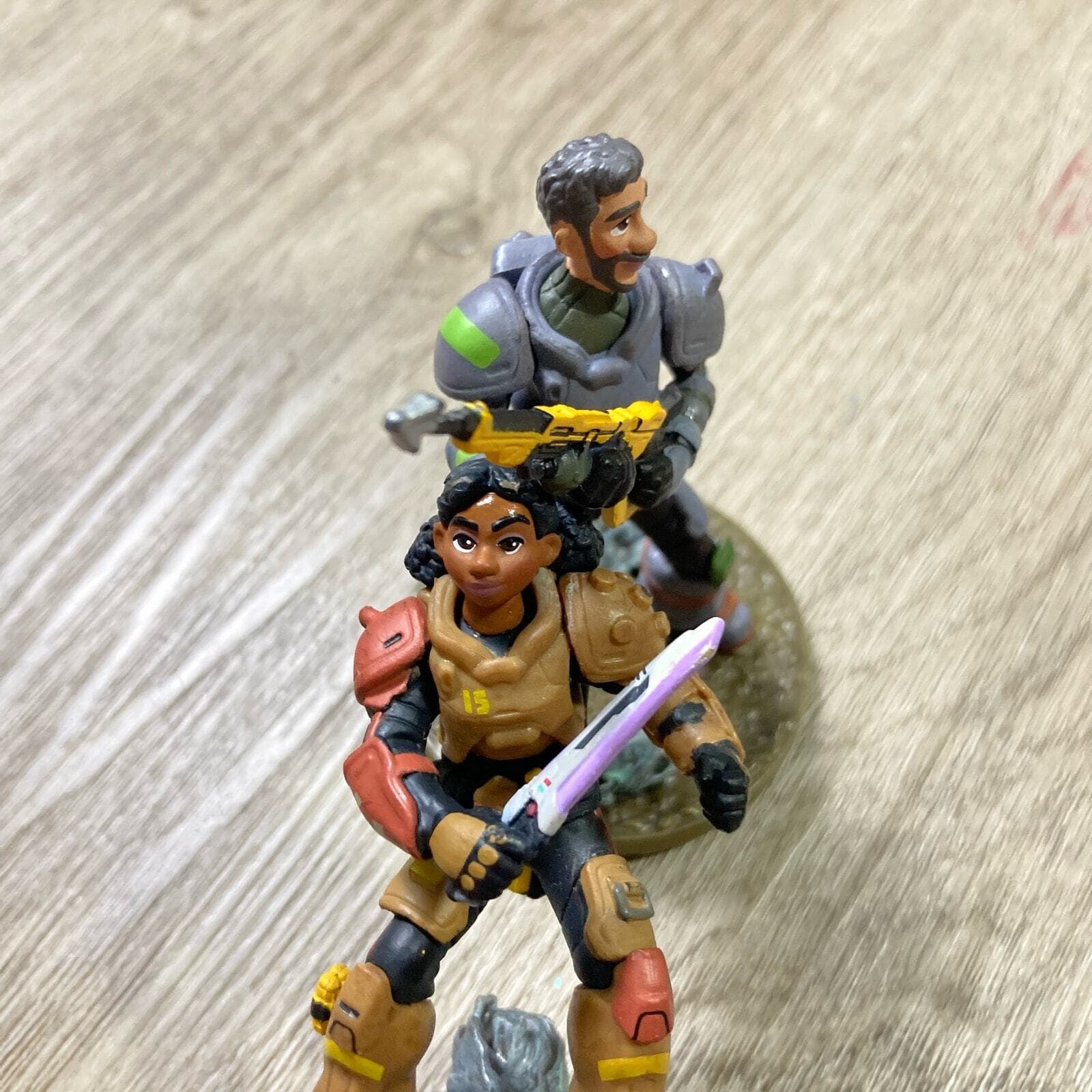 Disney Pixar Lightyear Buzz and Mo Morrison PVC Figure Set Collectible Figurine - Thumbnail 3