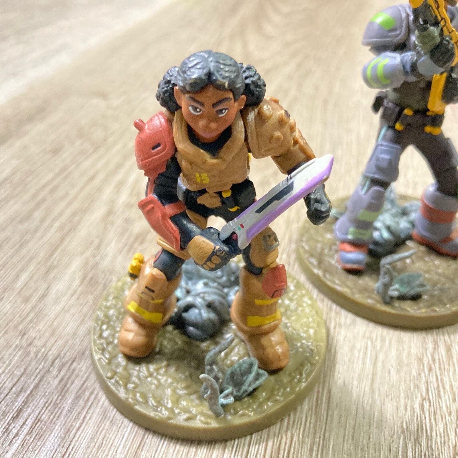 Disney Pixar Lightyear Buzz and Mo Morrison PVC Figure Set Collectible Figurine - Thumbnail 4