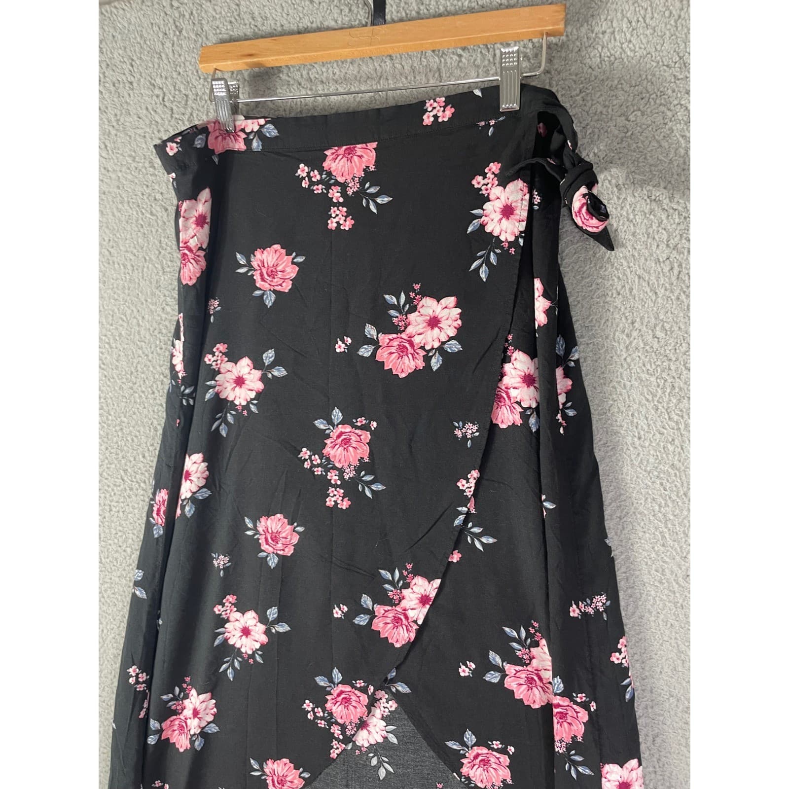 H&M Divided Floral Wrap Maxi Skirt Womens 16 Black Pink Boho High Low Ruffle - Thumbnail 9