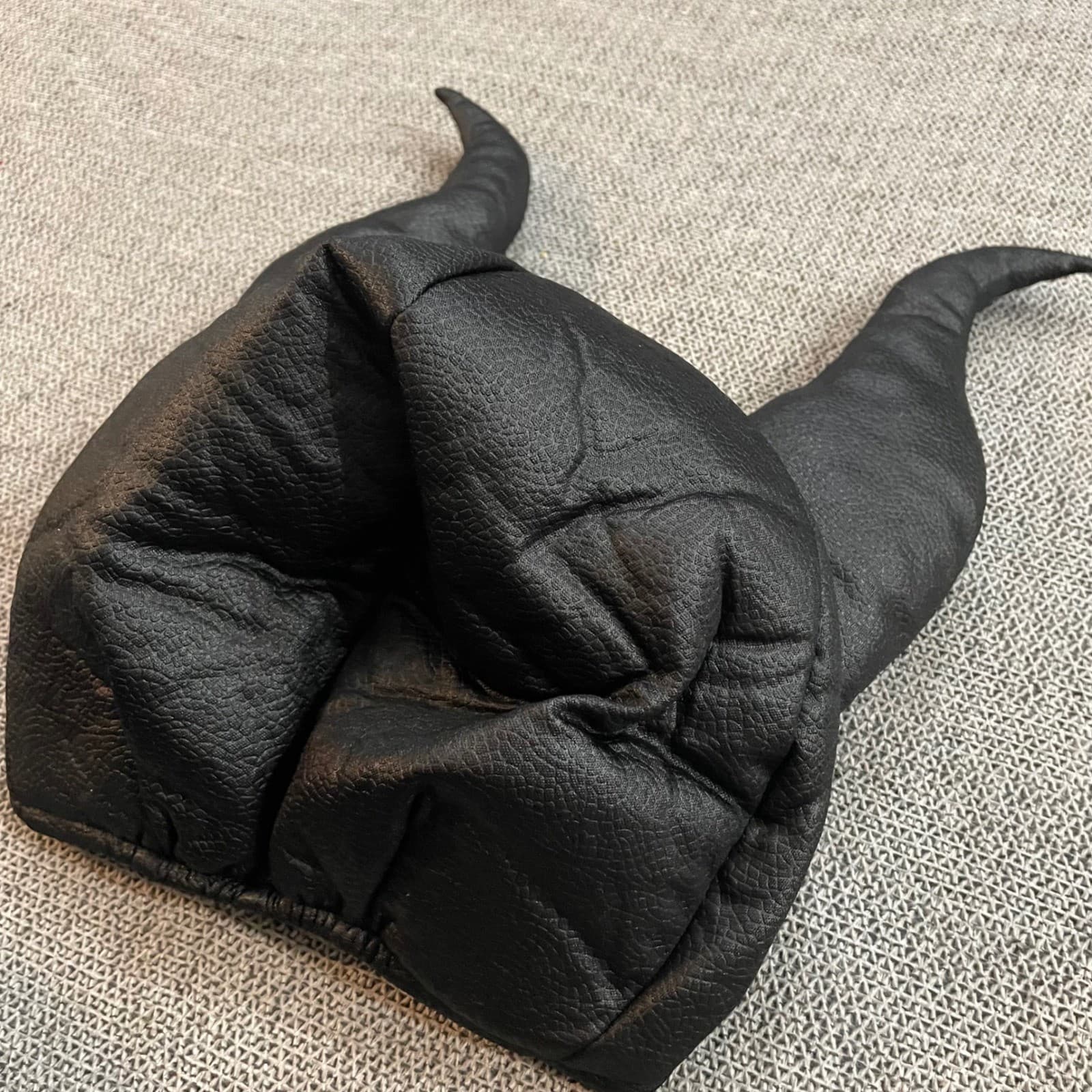 Disney Maleficent Horn Headpiece Adult Costume Hat Black Faux Leather Cosplay - Thumbnail 8