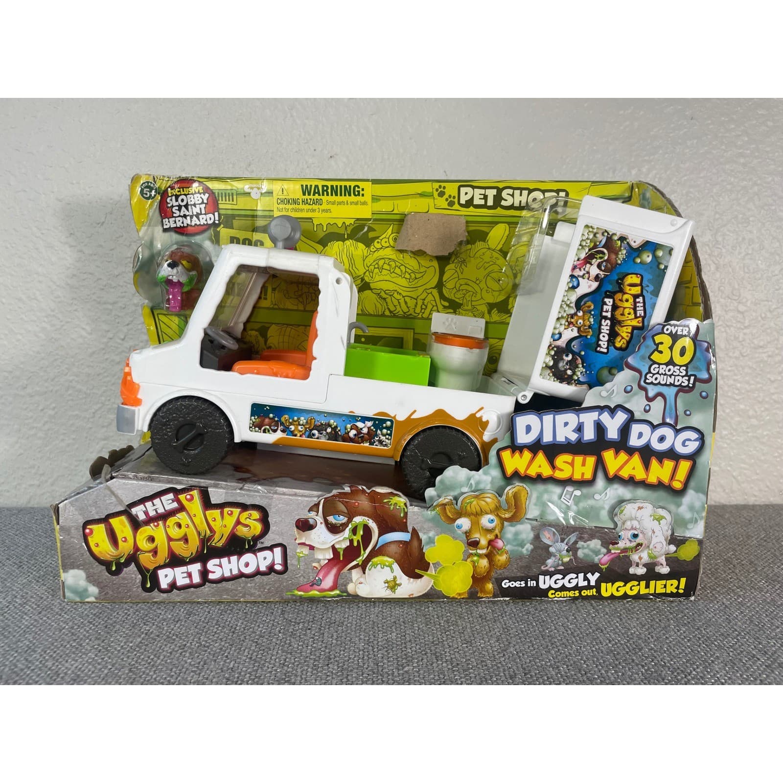 The Ugglys Pet Shop Dirty Dog Wash Van Truck Playset Moose Toys 30+ Gross Sounds - Thumbnail 2