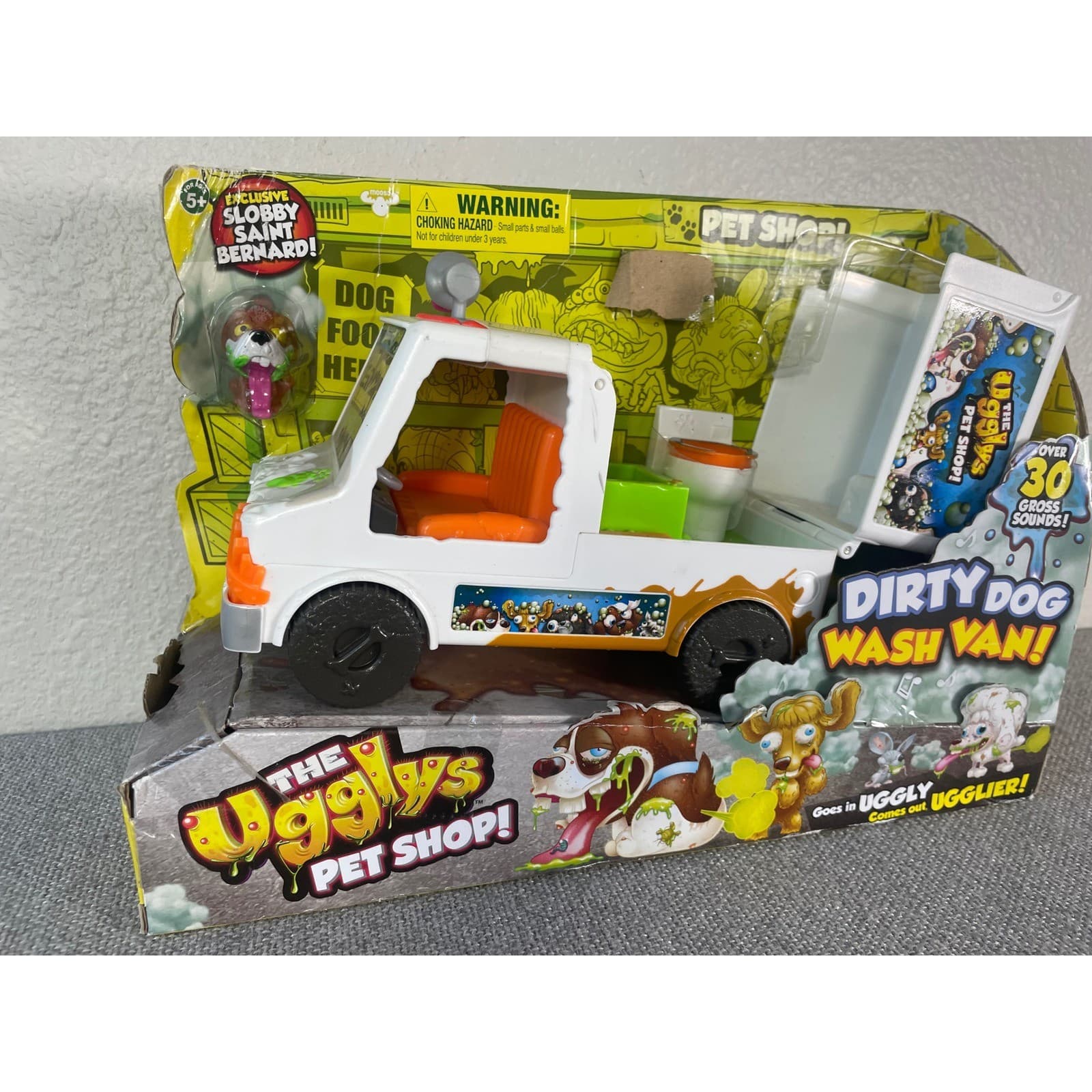 The Ugglys Pet Shop Dirty Dog Wash Van Truck Playset Moose Toys 30+ Gross Sounds - Thumbnail 3