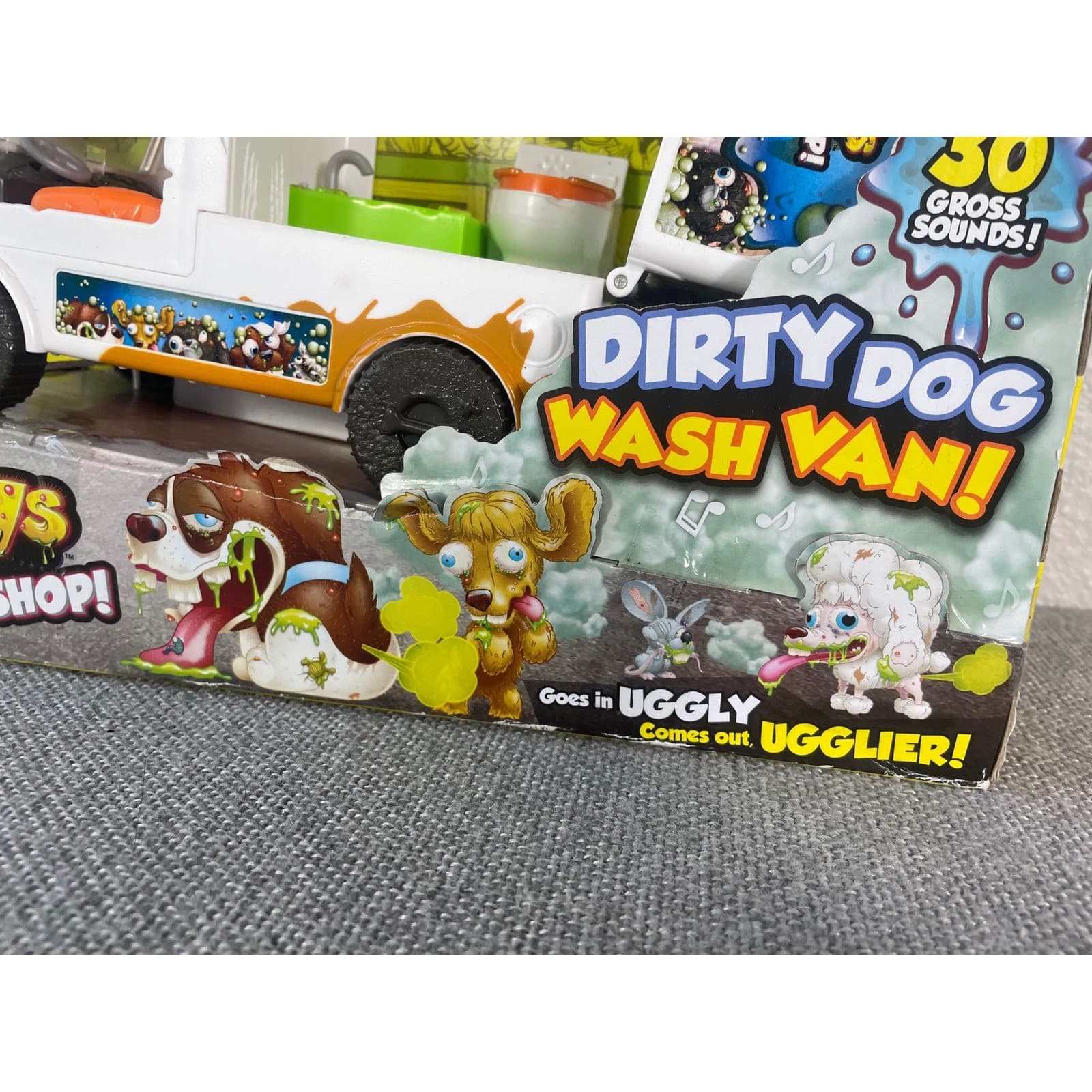 The Ugglys Pet Shop Dirty Dog Wash Van Truck Playset Moose Toys 30+ Gross Sounds - Thumbnail 7