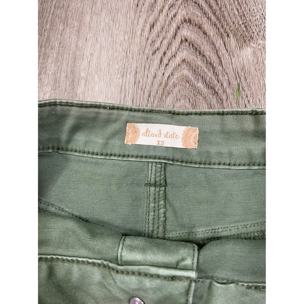 Altar'd State Olive Green Button Front Cargo Mini Skirt XS Stretch Pockets - Thumbnail 10