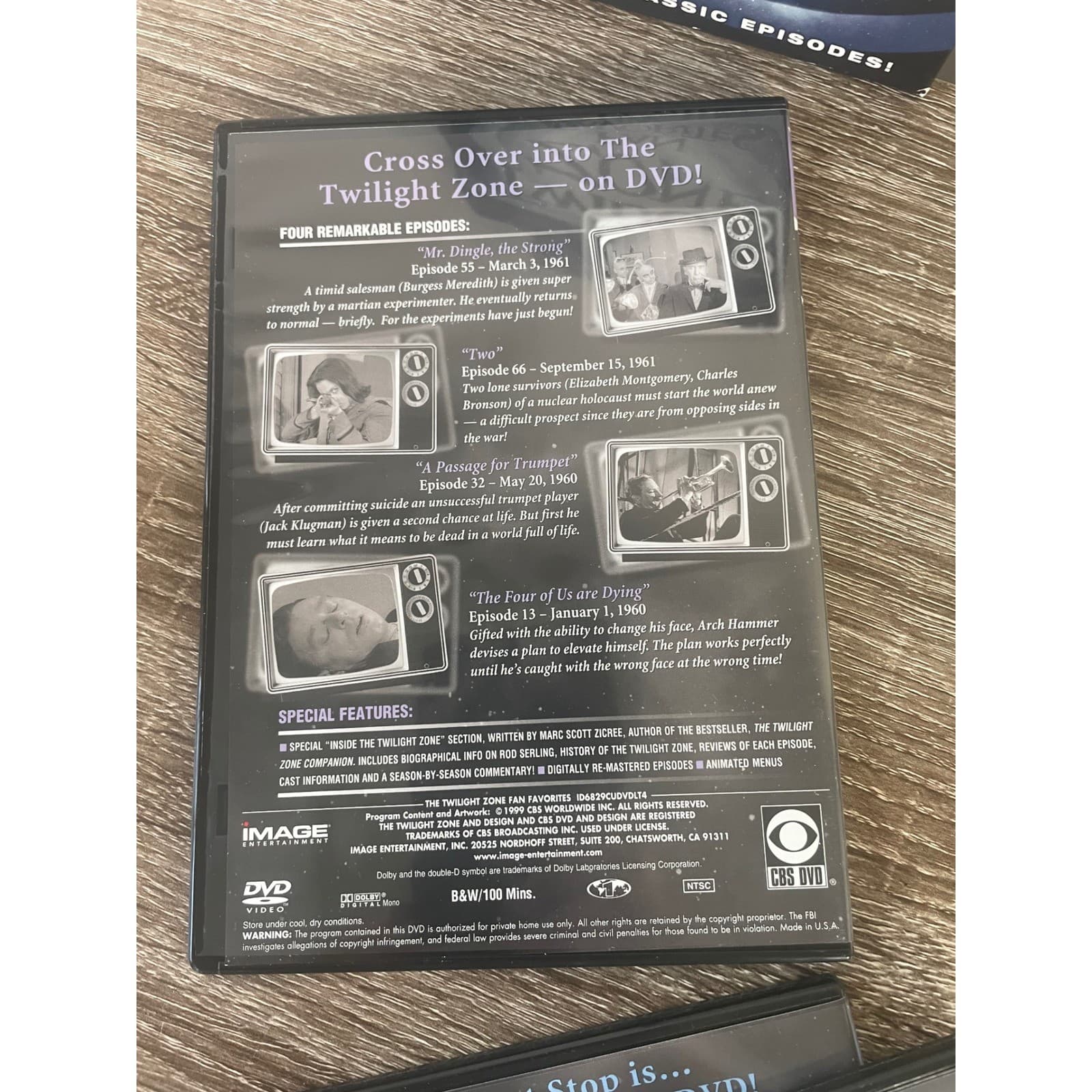 Twilight Zone Fan Favorites DVD 5 Disc Set Rod Serling Shatner Classic TV Sci Fi - Thumbnail 12