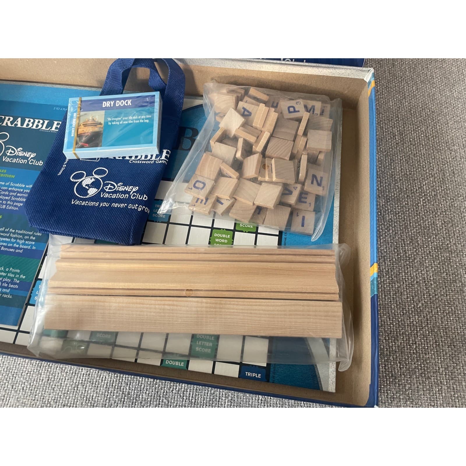 Disney Vacation Club Scrabble Board Game DVC Member Exclusive Travel Bag Set - Thumbnail 10
