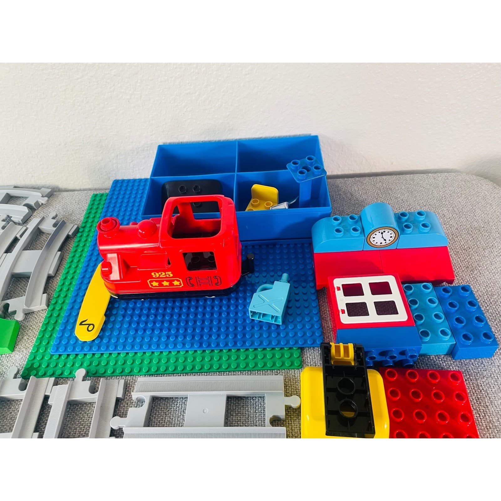LEGO Duplo Steam Train Railway Track Set Gray Rails Blue Station Figures Lot - Thumbnail 4