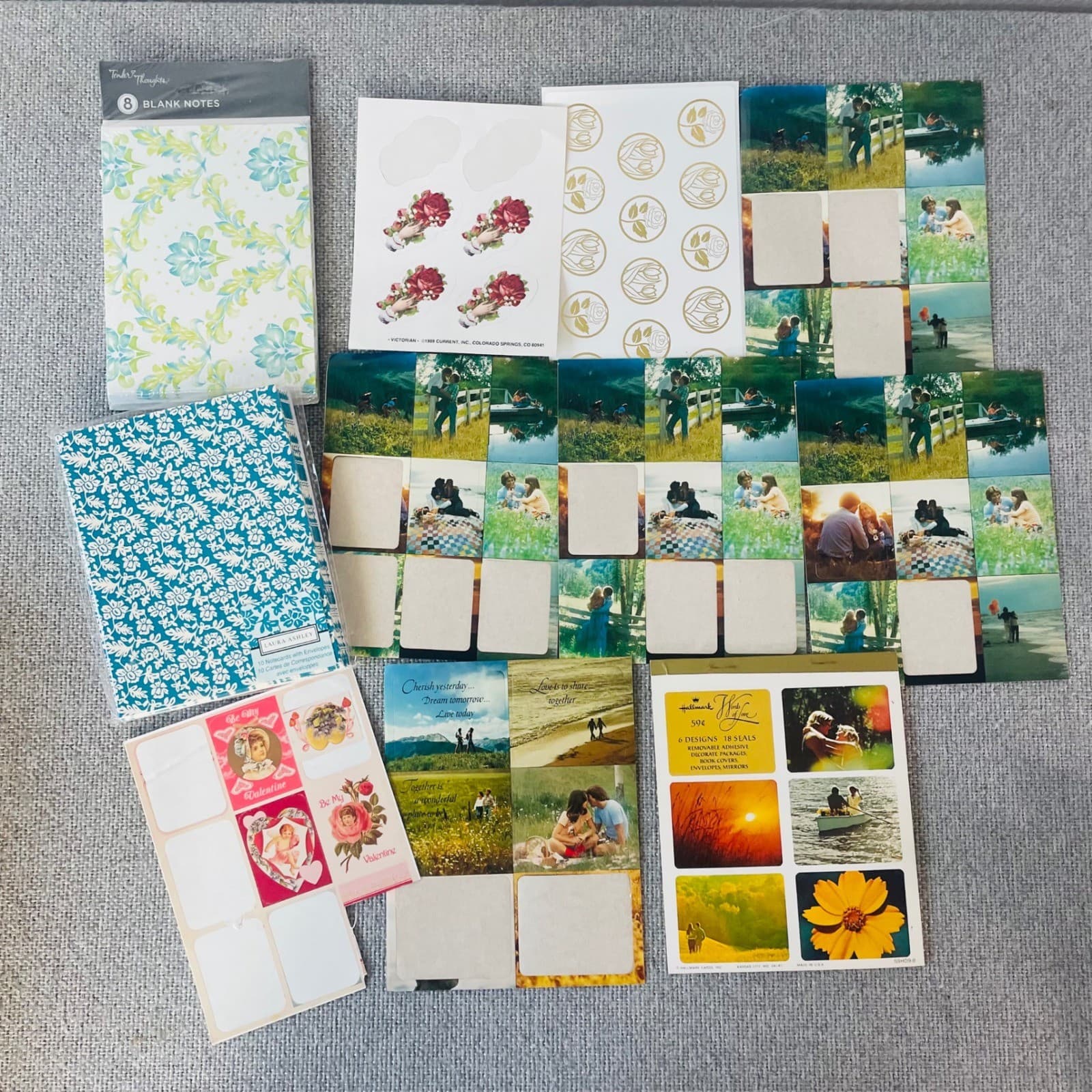 Vintage Laura Ashley Hallmark Stationery Lot Floral Note Cards 90s Paper - Thumbnail 2