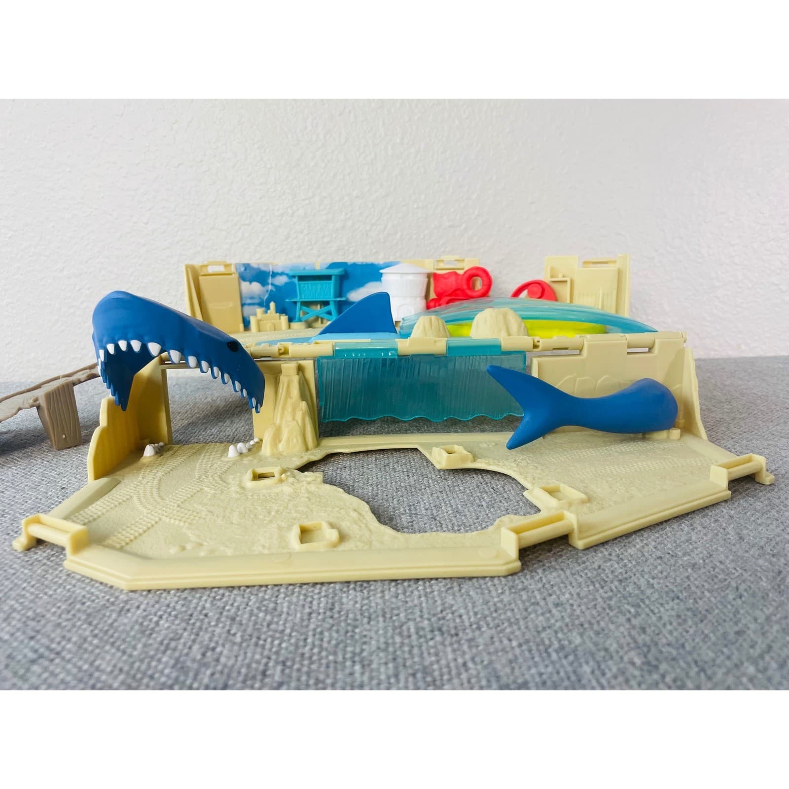 Matchbox MBX Shark Adventure Portable Playset Mattel Car Track Toy - Thumbnail 8