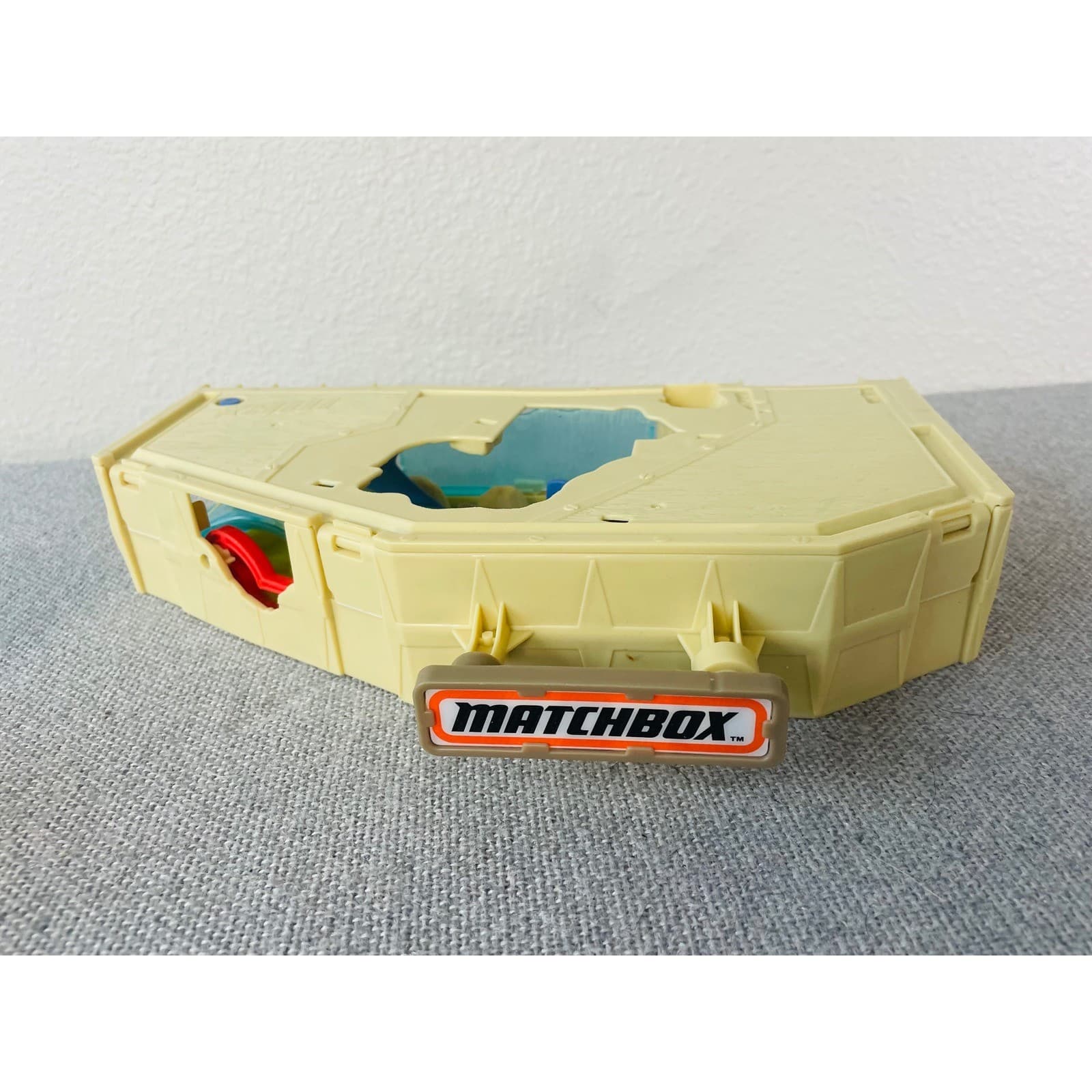 Matchbox MBX Shark Adventure Portable Playset Mattel Car Track Toy - Thumbnail 4
