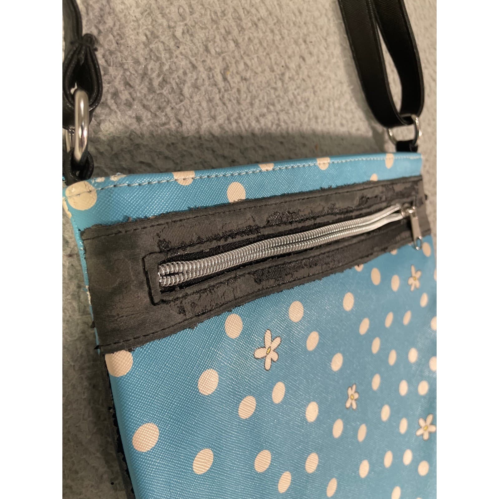 Disney Parks Minnie Mouse Crossbody Bag Blue Polka Dot Walt Disney World Purse - Thumbnail 11