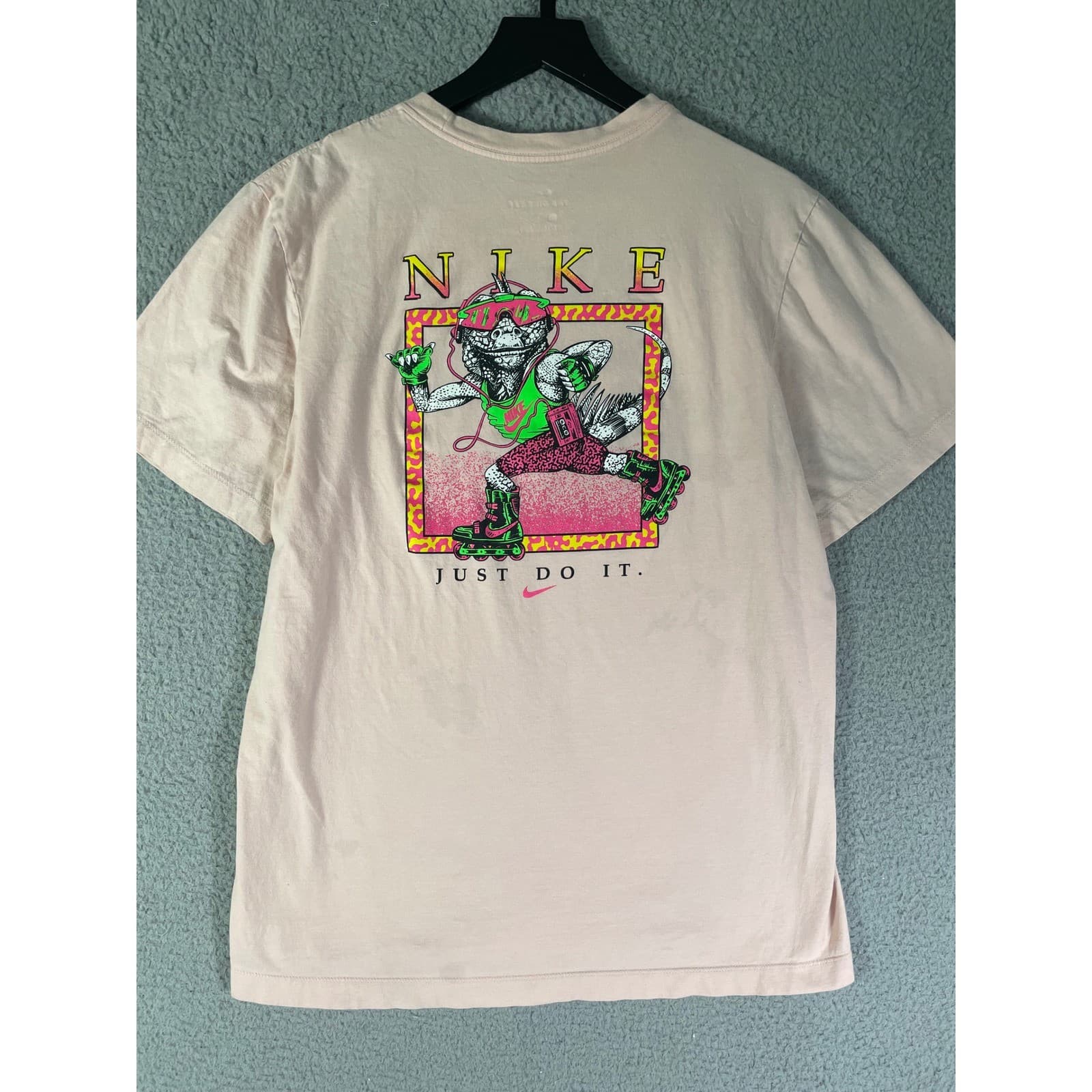 Nike Tee Mens Large Just Do It Roller Skate Lizard Graphic T Shirt - Thumbnail 3
