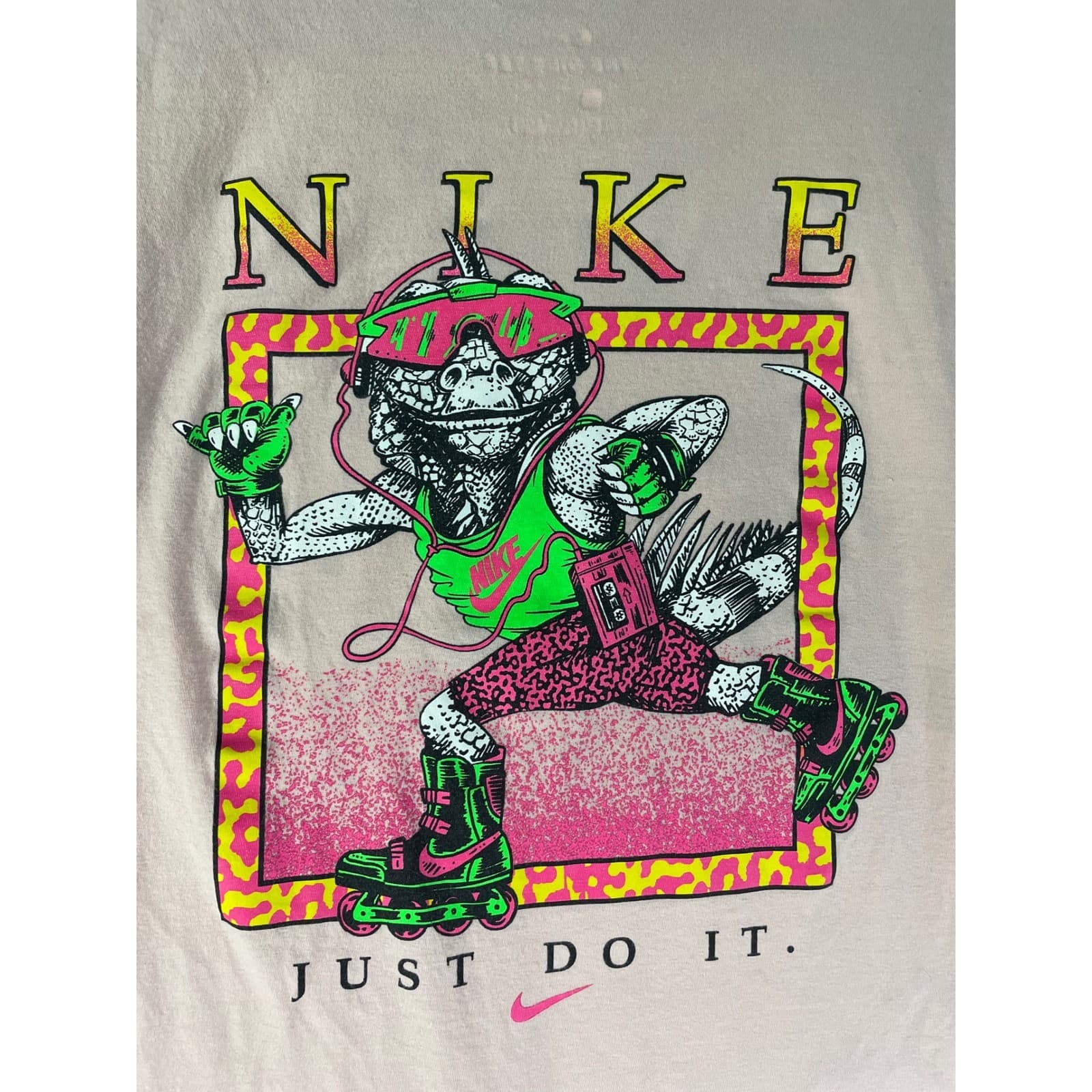 Nike Tee Mens Large Just Do It Roller Skate Lizard Graphic T Shirt - Thumbnail 5