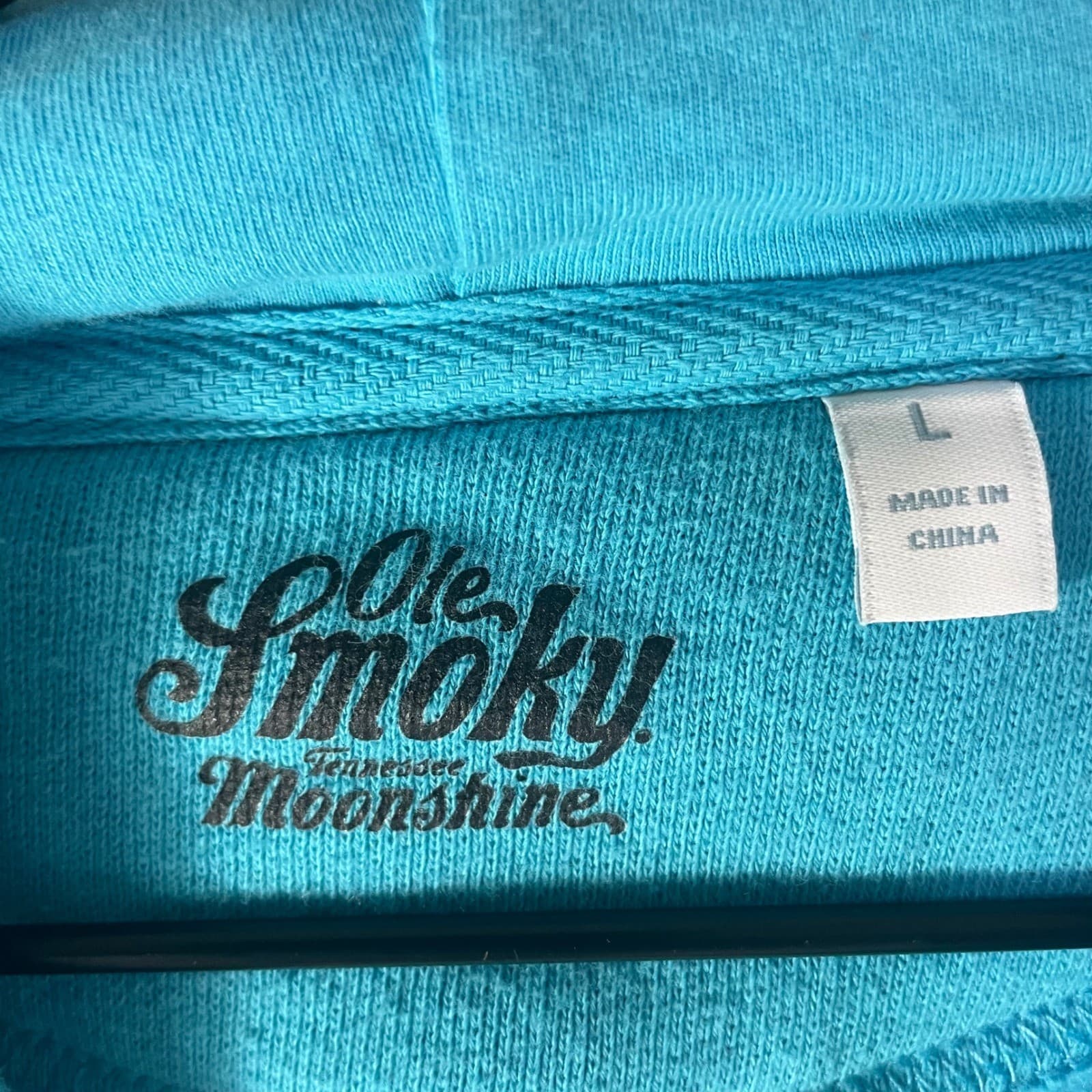 Ole Smoky Tennessee Moonshine Turquoise Cropped Hoodie Rainbow Stripe Womens L - Thumbnail 9