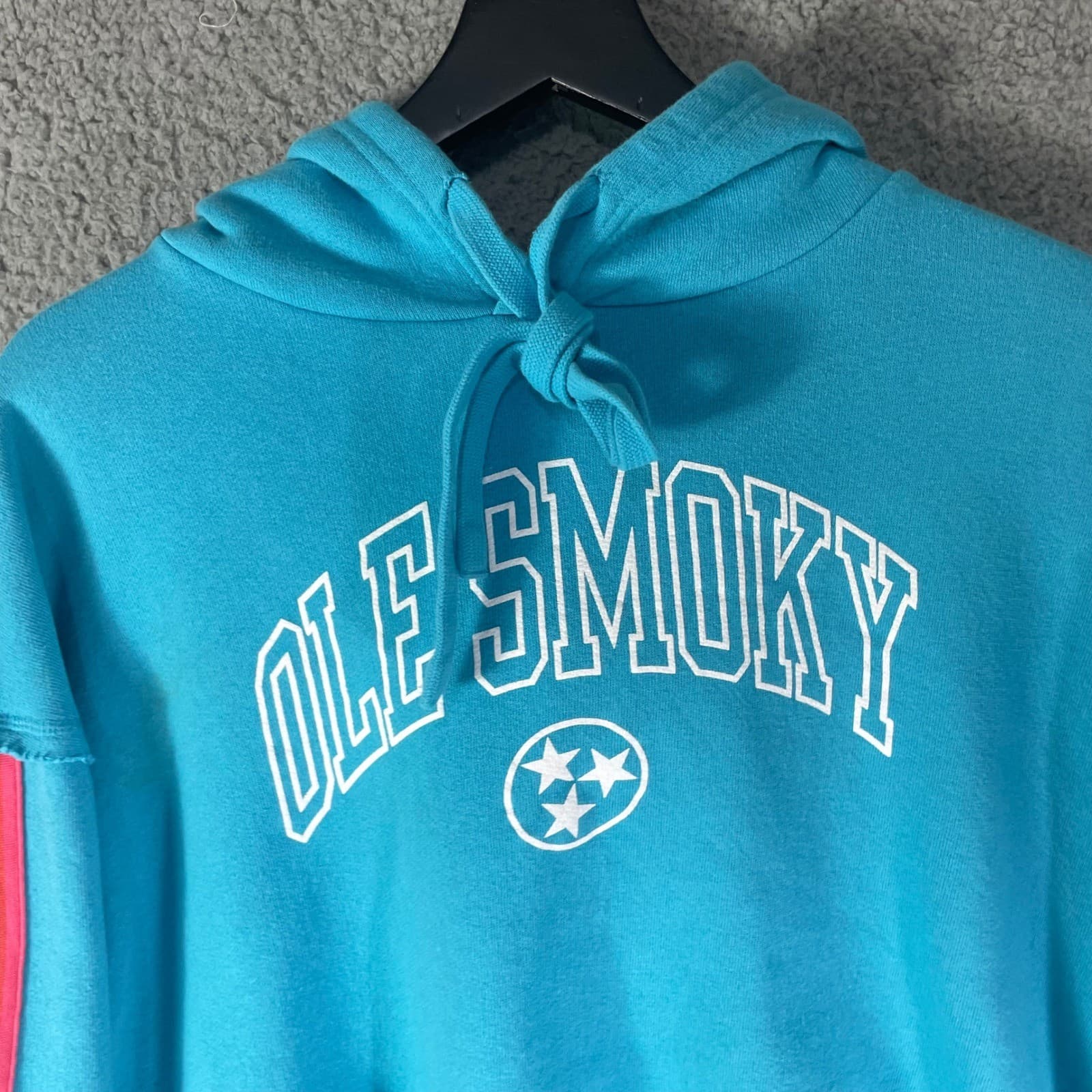 Ole Smoky Tennessee Moonshine Turquoise Cropped Hoodie Rainbow Stripe Womens L - Thumbnail 5