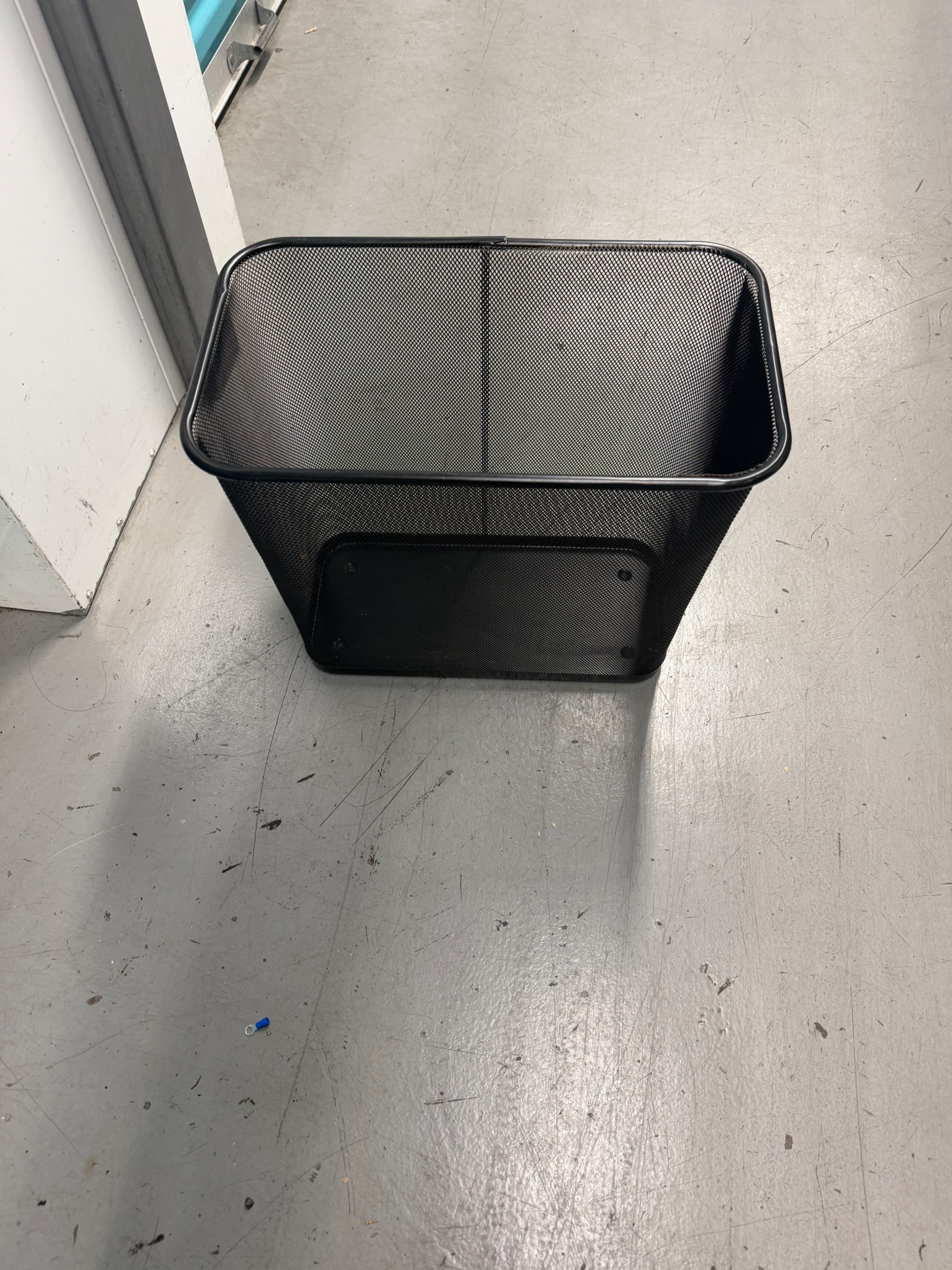Black Mesh Wastebin Made in Taiwan - Thumbnail 3