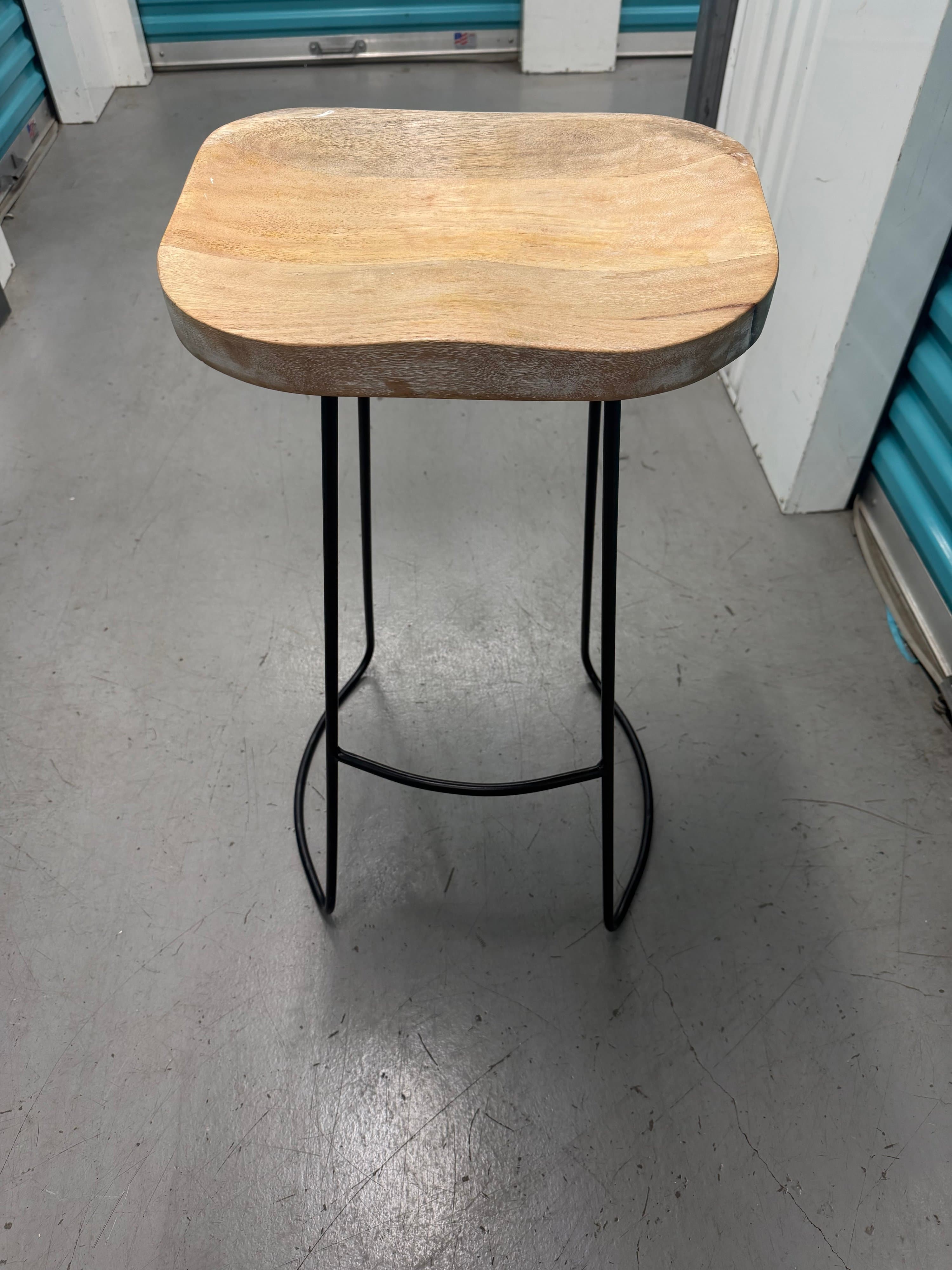 Set of 3 Wood and Metal Bar Stool with Natural Finish - Thumbnail 2