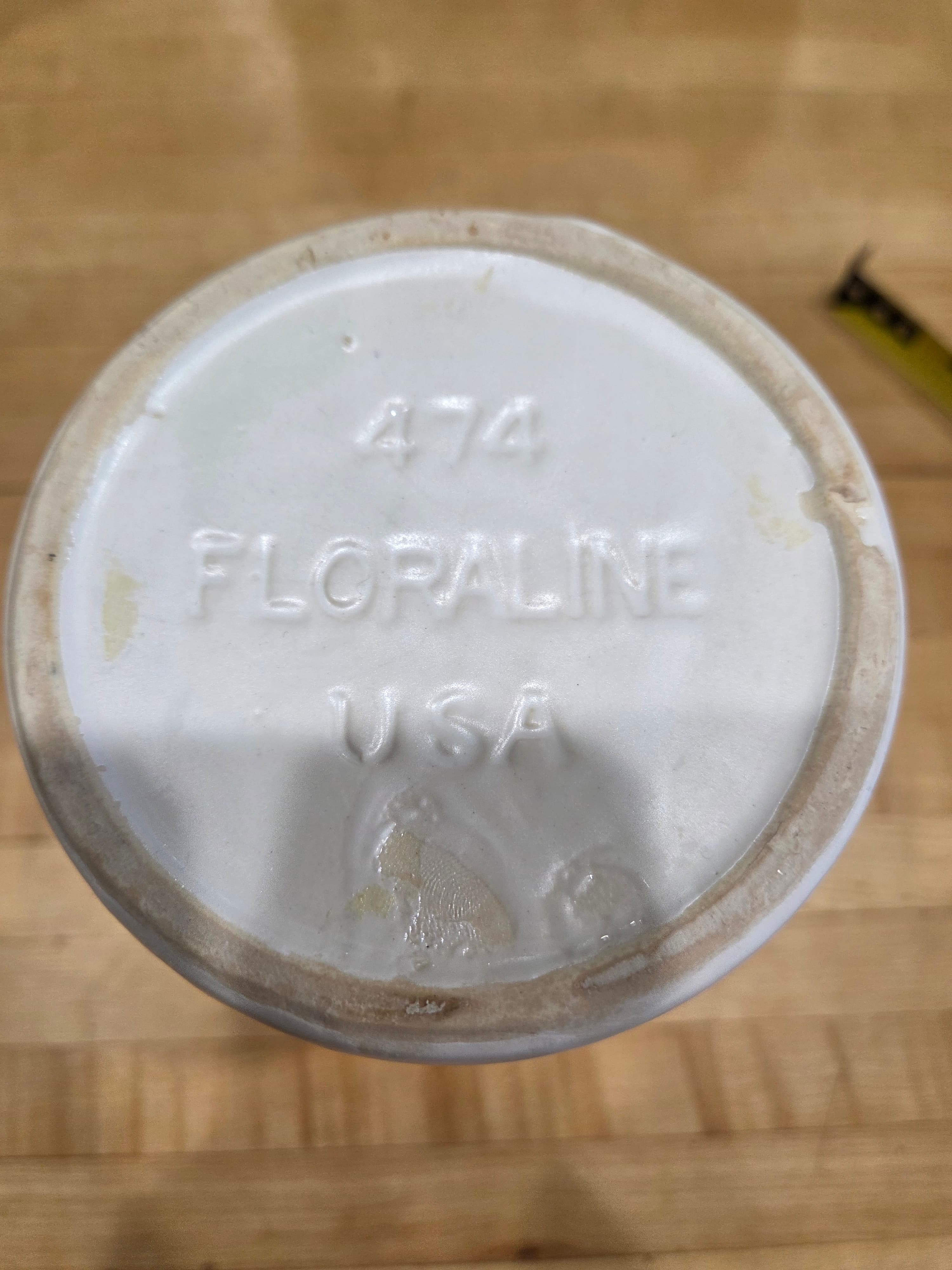 Vintage McCoy Floraline 474 White Ribbed Pedestal Vase - Thumbnail 2