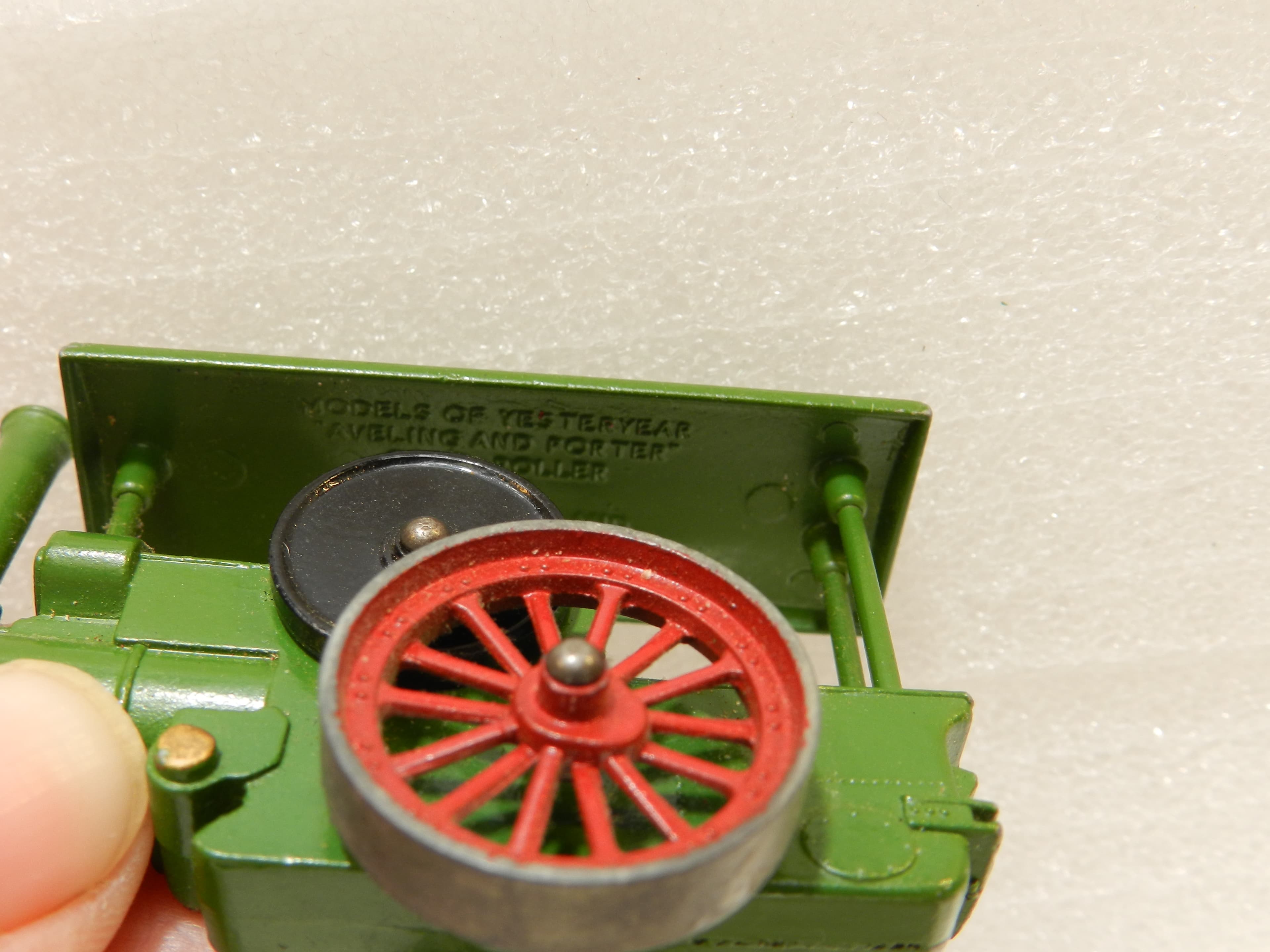 3 VTG Lesney's Model Engines  No. 11, No. 9 & No. 1 Metal Made in England (O75S) - Thumbnail 12