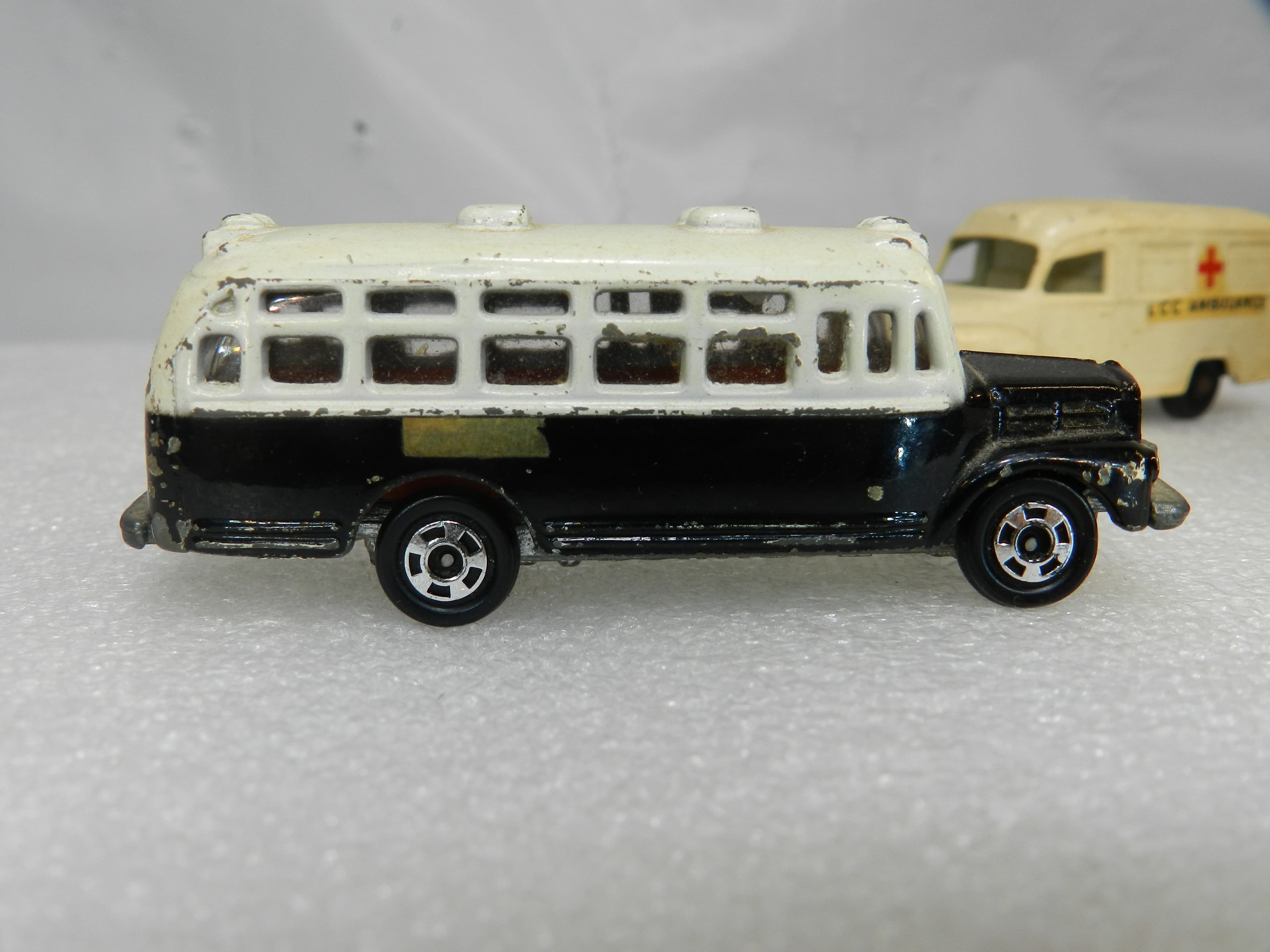 5 Vintage Matchbox Lesney Scammel Tomuca Truck Lomas Bus Ambulance Lot (O76S) - Thumbnail 3