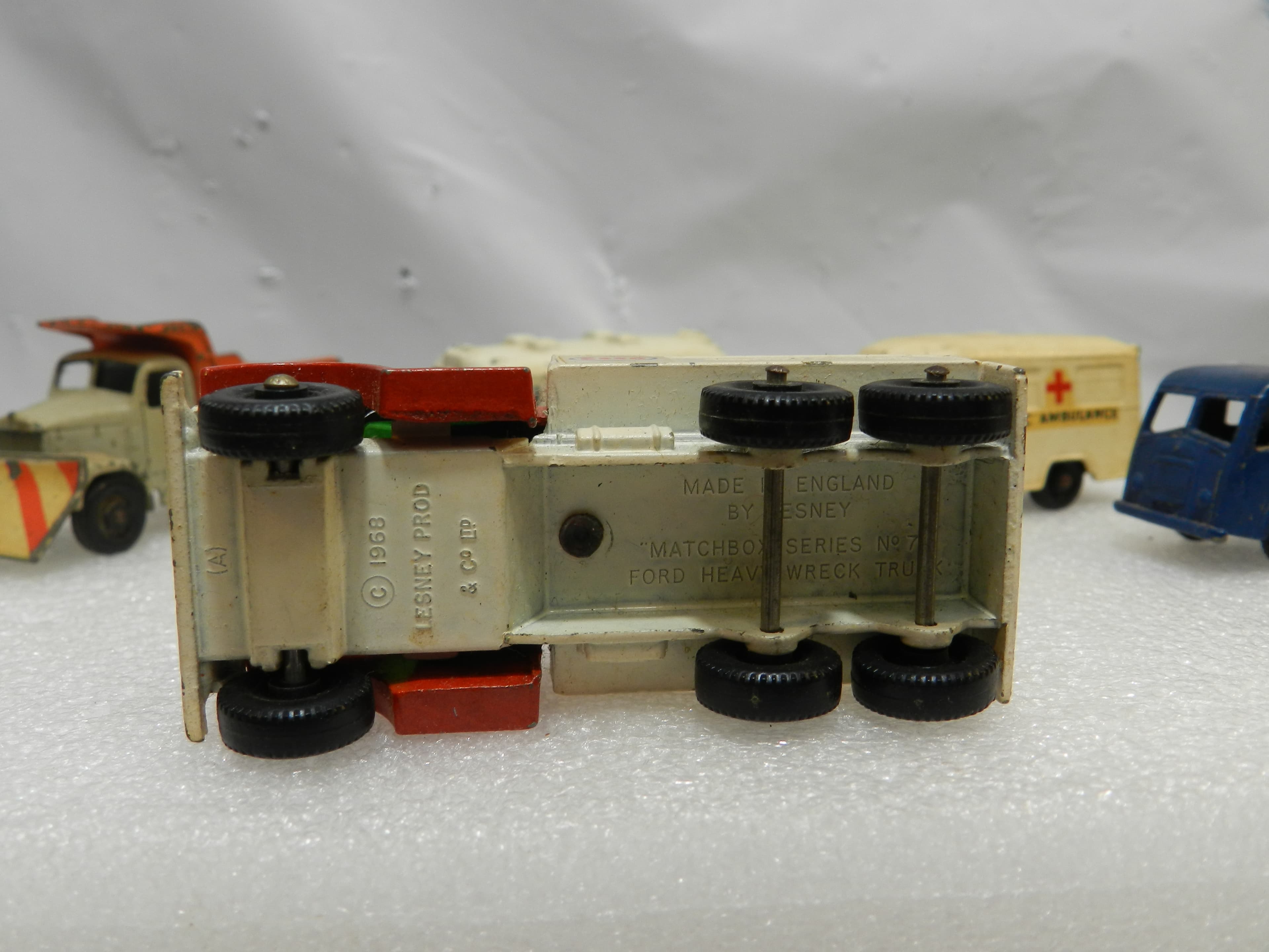 5 Vintage Matchbox Lesney Scammel Tomuca Truck Lomas Bus Ambulance Lot (O76S) - Thumbnail 9