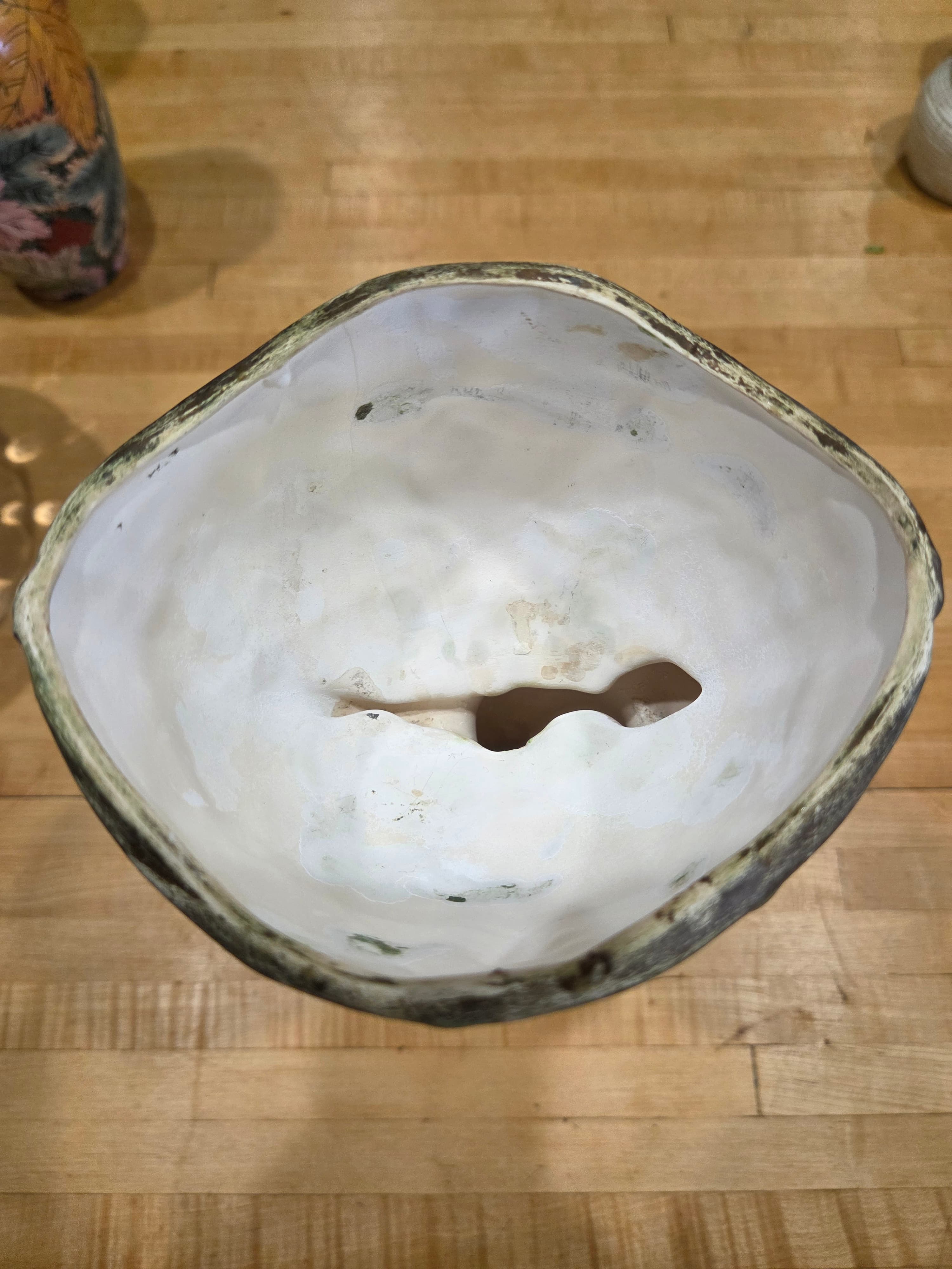 Vintage Texas Ware Ceramic Putty Cherub Grape Pedestal Urn Planter - Thumbnail 7