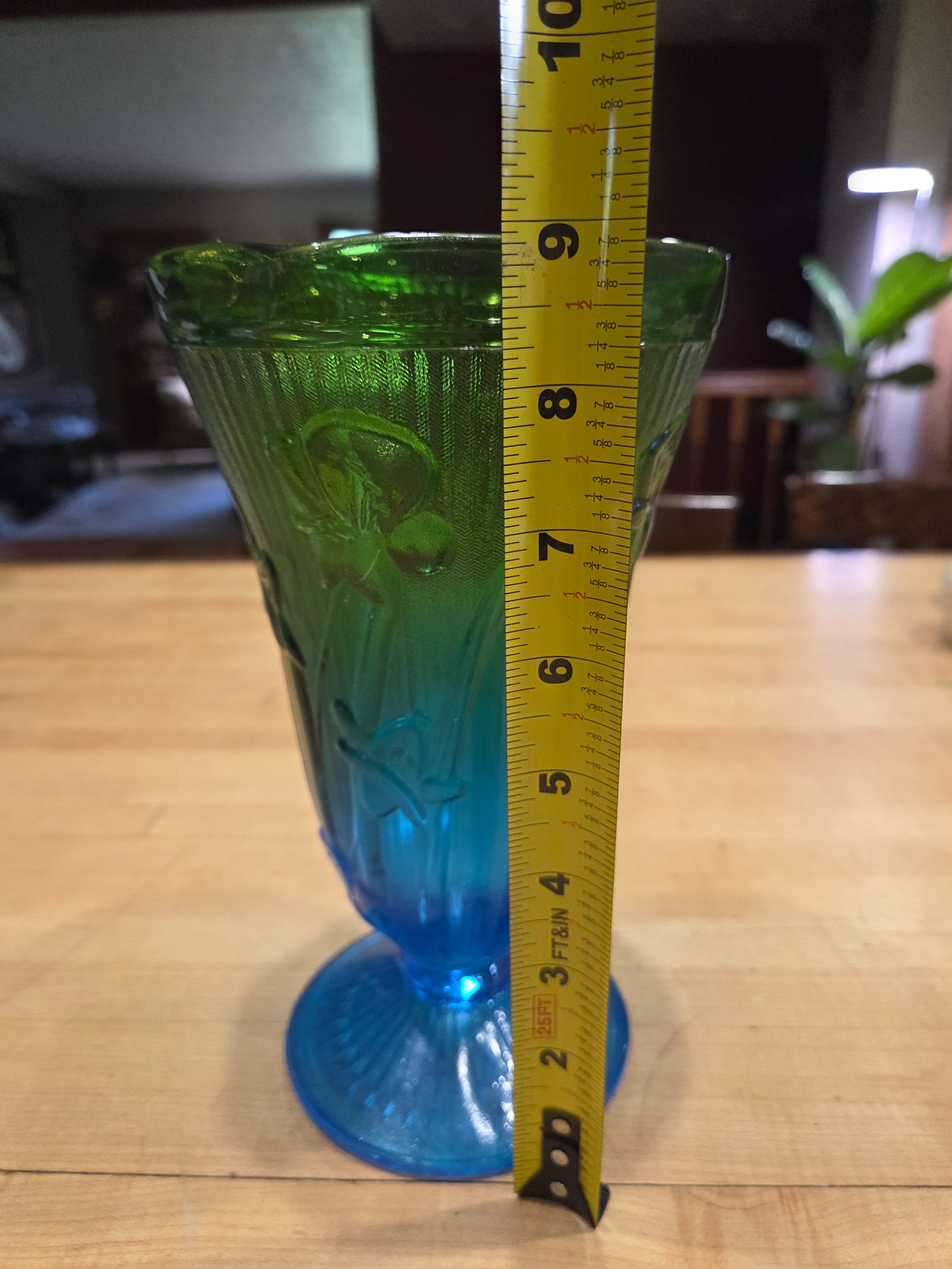 Vintage Jeannette Glass Iris and Herringbone Delphite Ombre Footed Vase - Thumbnail 5