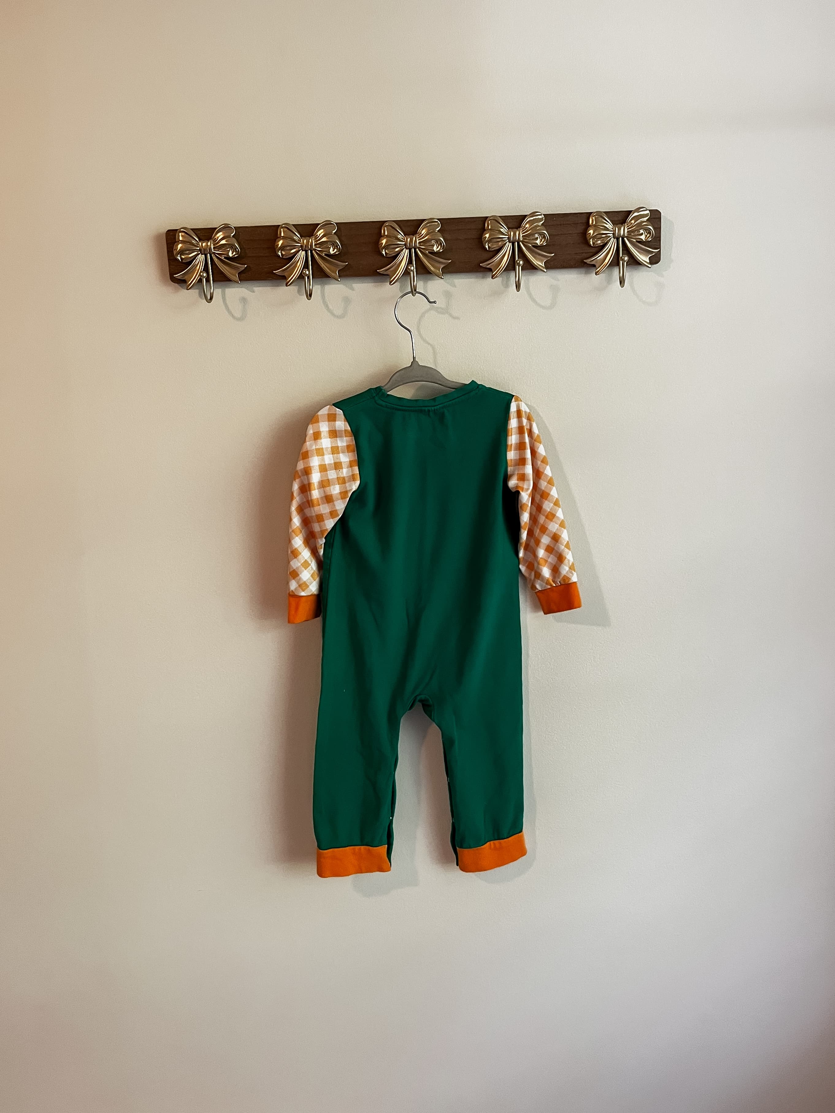 Pumpkin Romper size 12-18 months with gingham Sleeves - Thumbnail 2