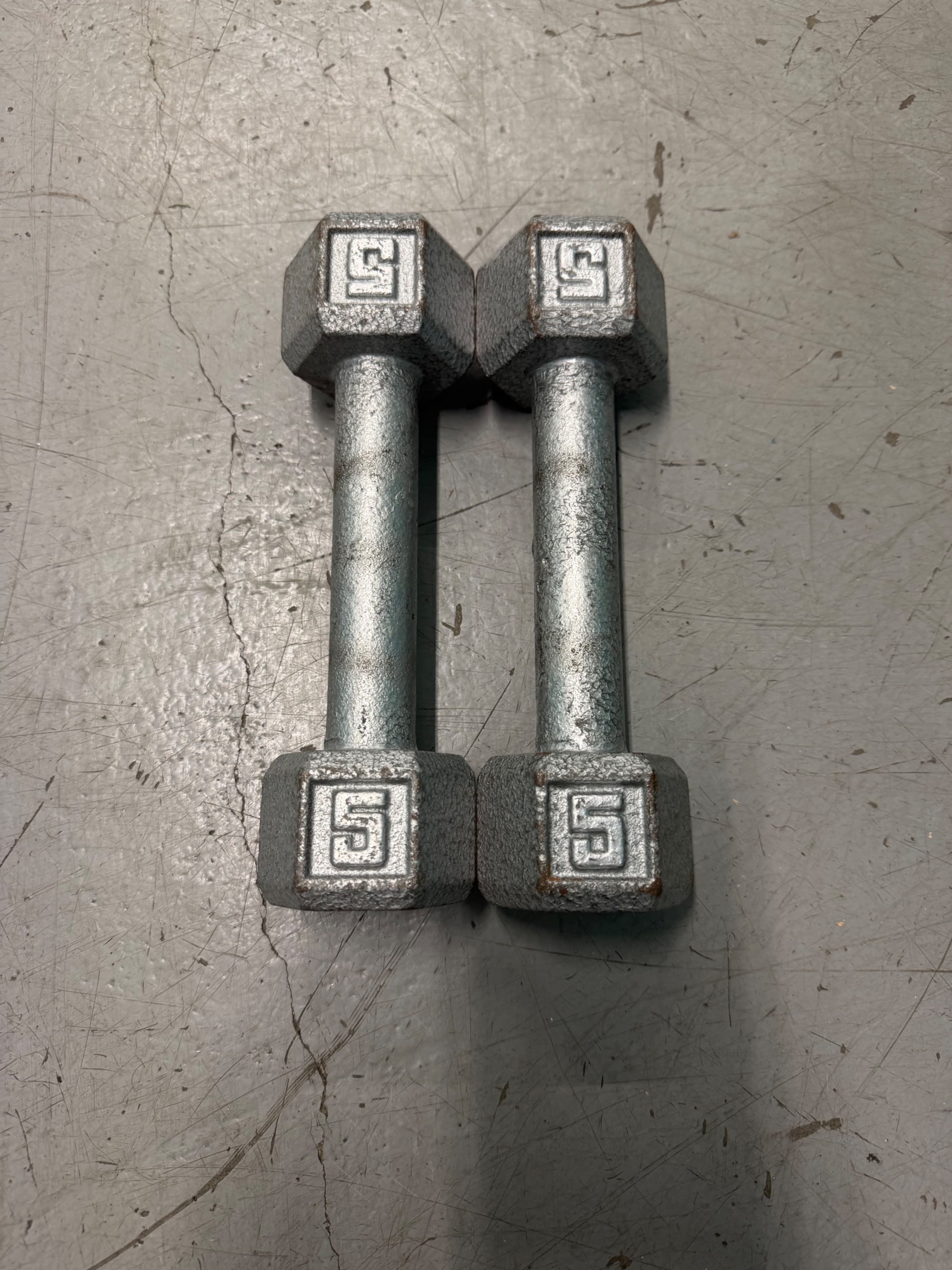 Hex Dumbbell Set 5-20 lb Cast Iron Weights - Thumbnail 3