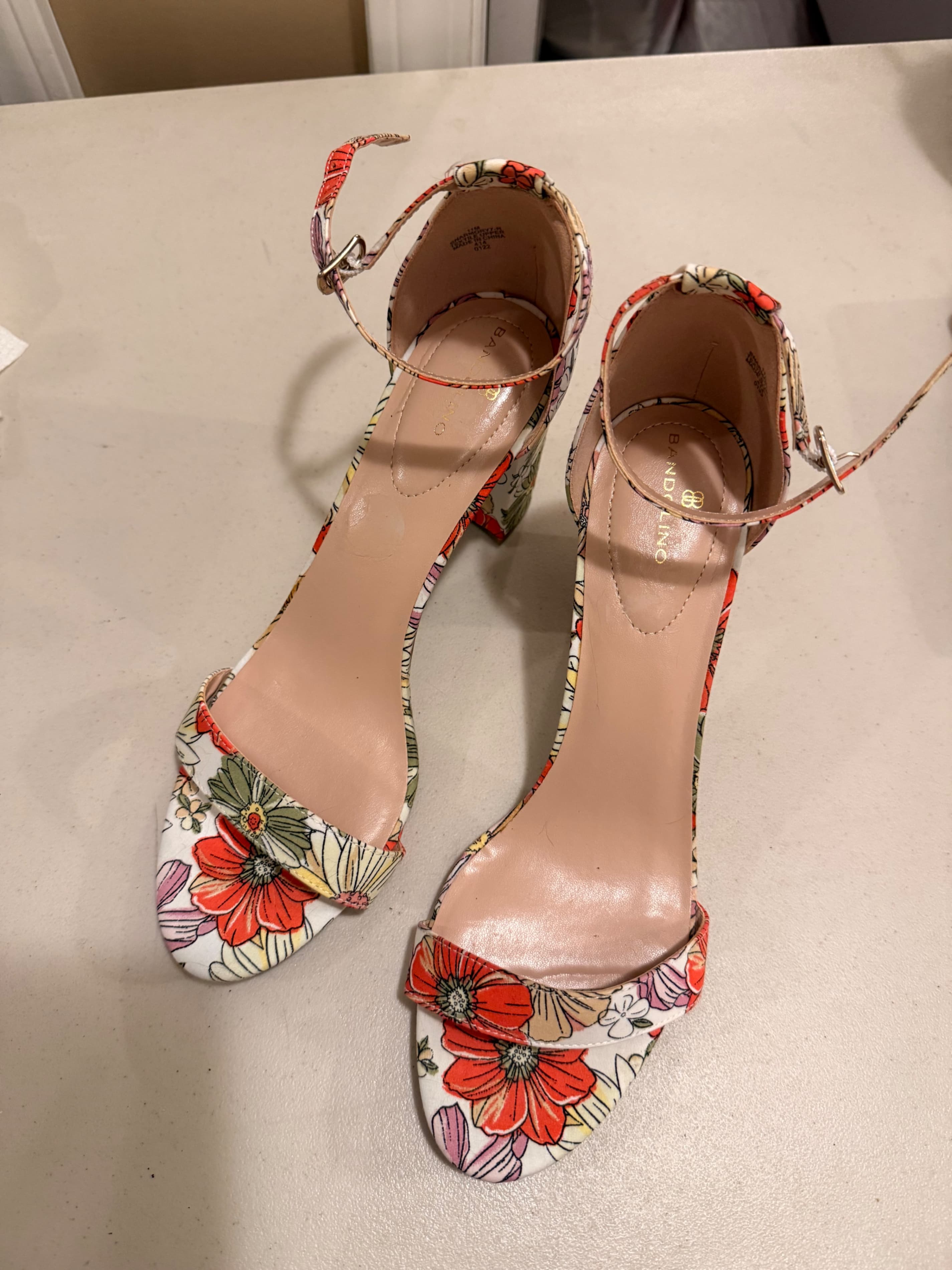 Bandolino Floral Block Heel Sandals - Thumbnail 3