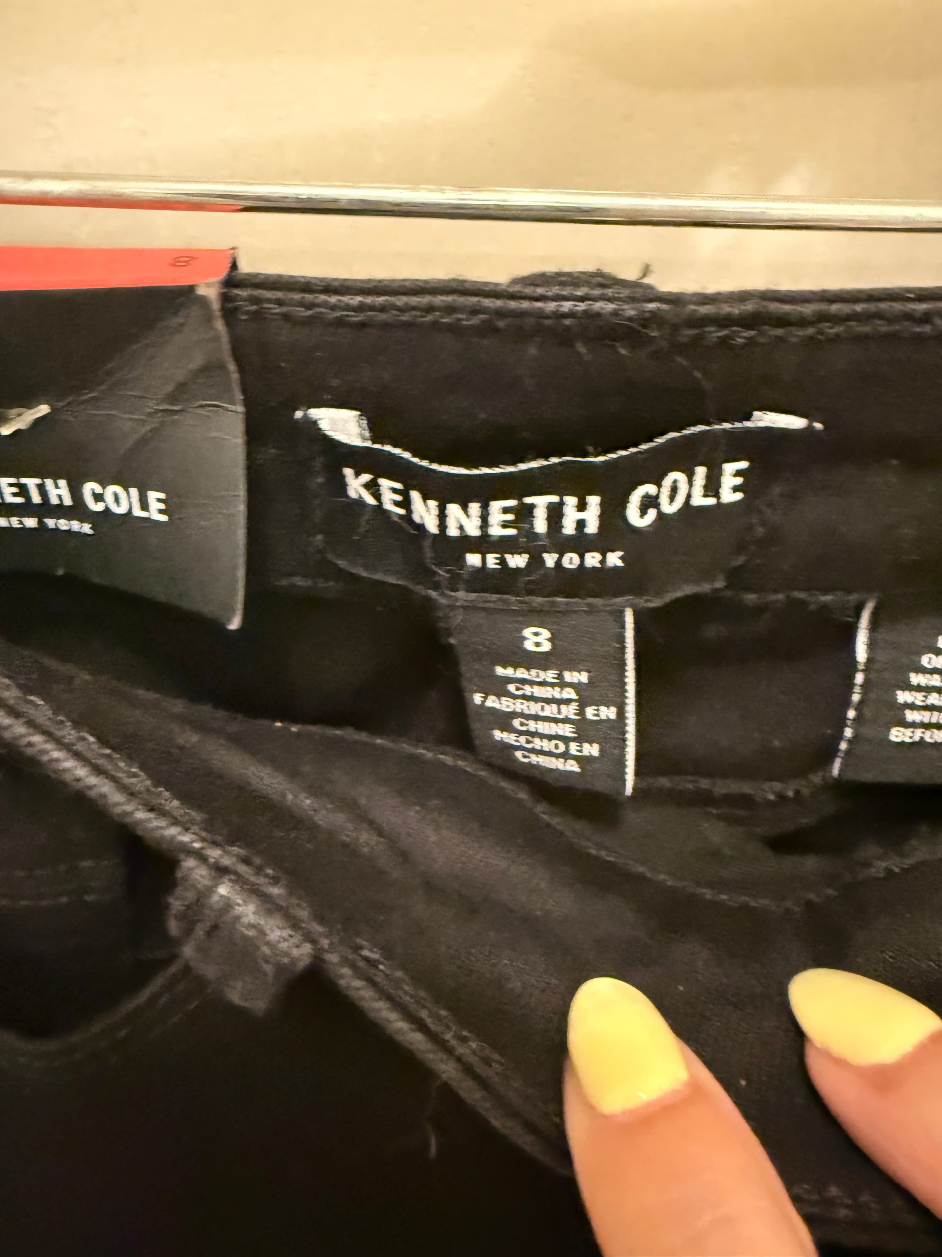Kenneth Cole Black Jess Skinny Jeans NEW with Tags Fringe hem Size 8 - Thumbnail 2