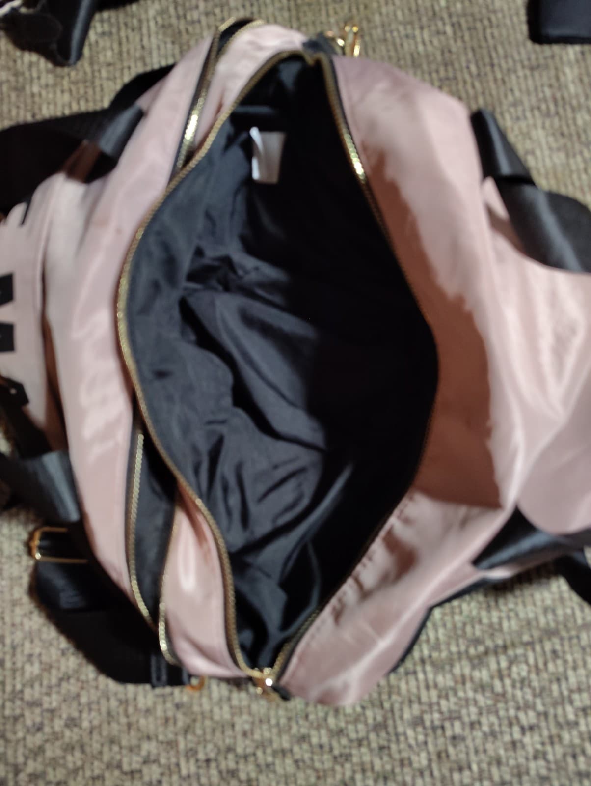 Steve Madden Black & Pink Large Gym Tote Overnight Travel Duffel Bag Carry-On. - Thumbnail 6