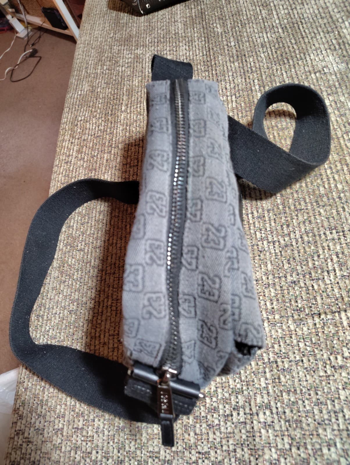 Men’s Jordan Monogram Cross body bag black gold - Thumbnail 9