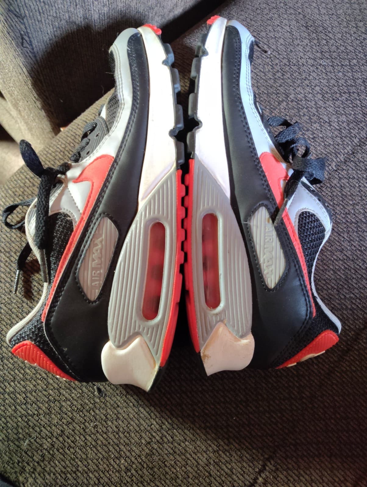 Nike Air Max 90 Mens 9.5 Black Grey Radiant Red Mesh Leather CZ4222-001 Sneaker - Thumbnail 7