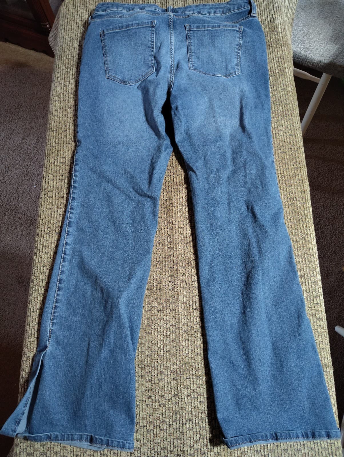 Time And Tru Stretch Cuffed Dark Denim Jeans Women's Size 16 - Thumbnail 8