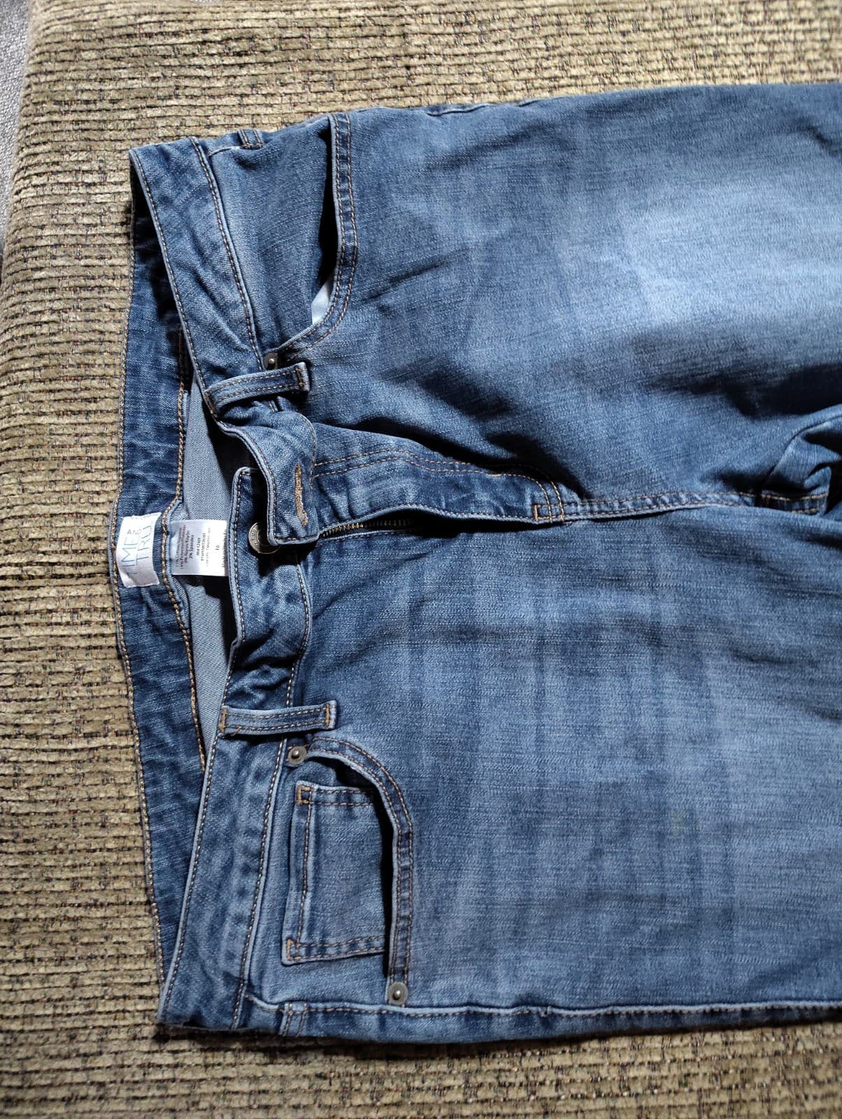 Time And Tru Stretch Cuffed Dark Denim Jeans Women's Size 16 - Thumbnail 6