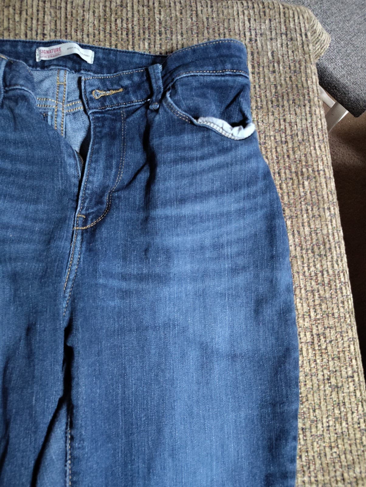 Levi’s Signature Jeans Size 14M W32 L30 Womens High Rise Skinny Blue Denim - Thumbnail 5