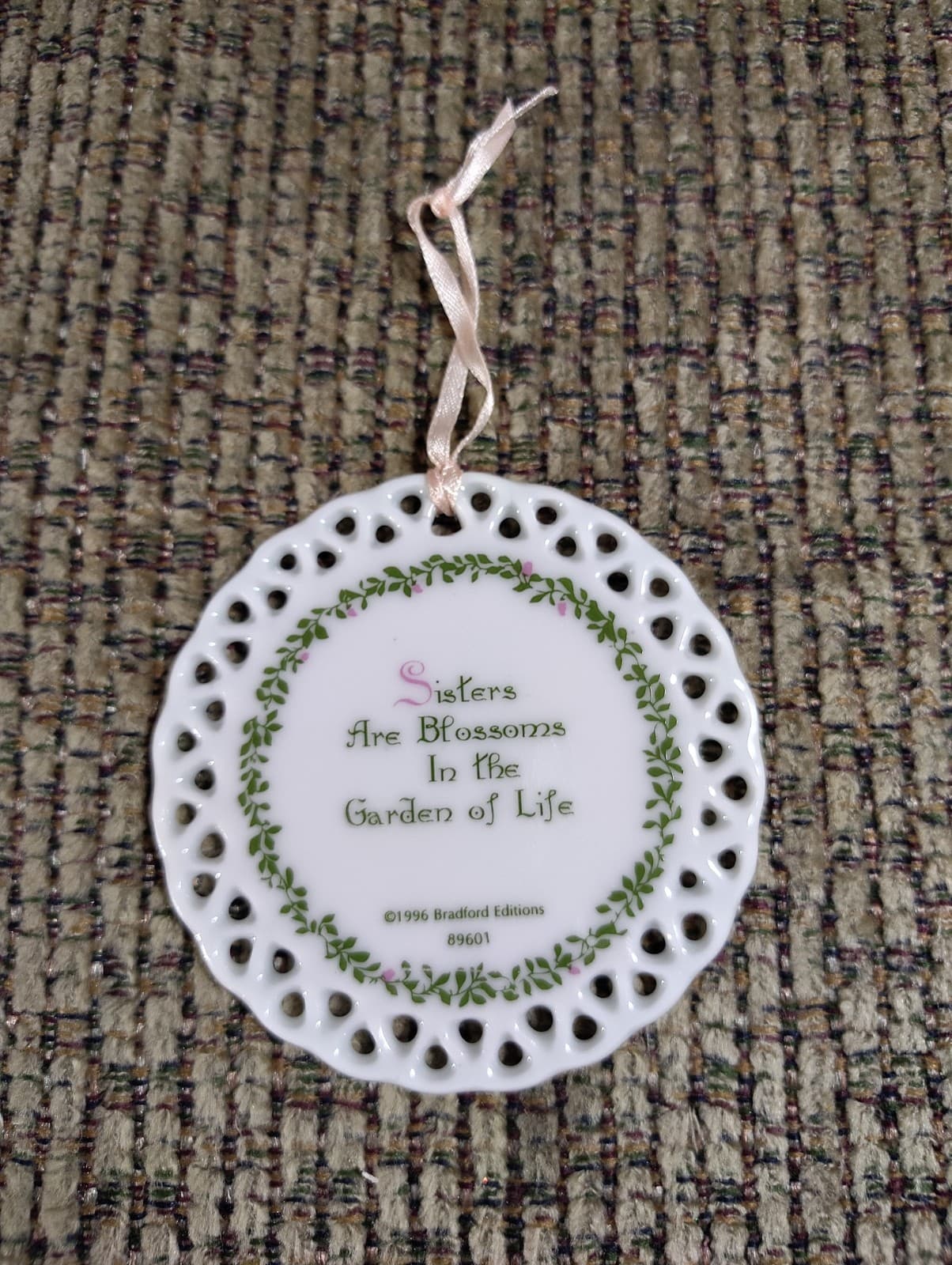 Vintage Bradford Edition Sisters Ornament 3 in Item Number 89601 - Thumbnail 2