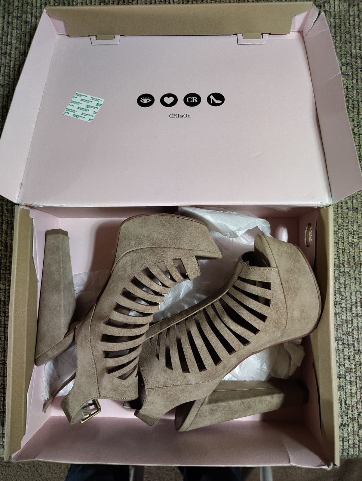 Charlotte Russe tan suede cutout wedge heels Size 9 - Thumbnail 10