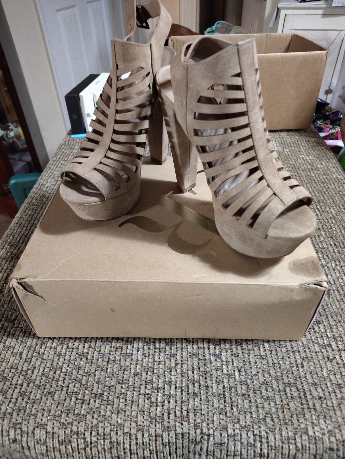 Charlotte Russe tan suede cutout wedge heels Size 9